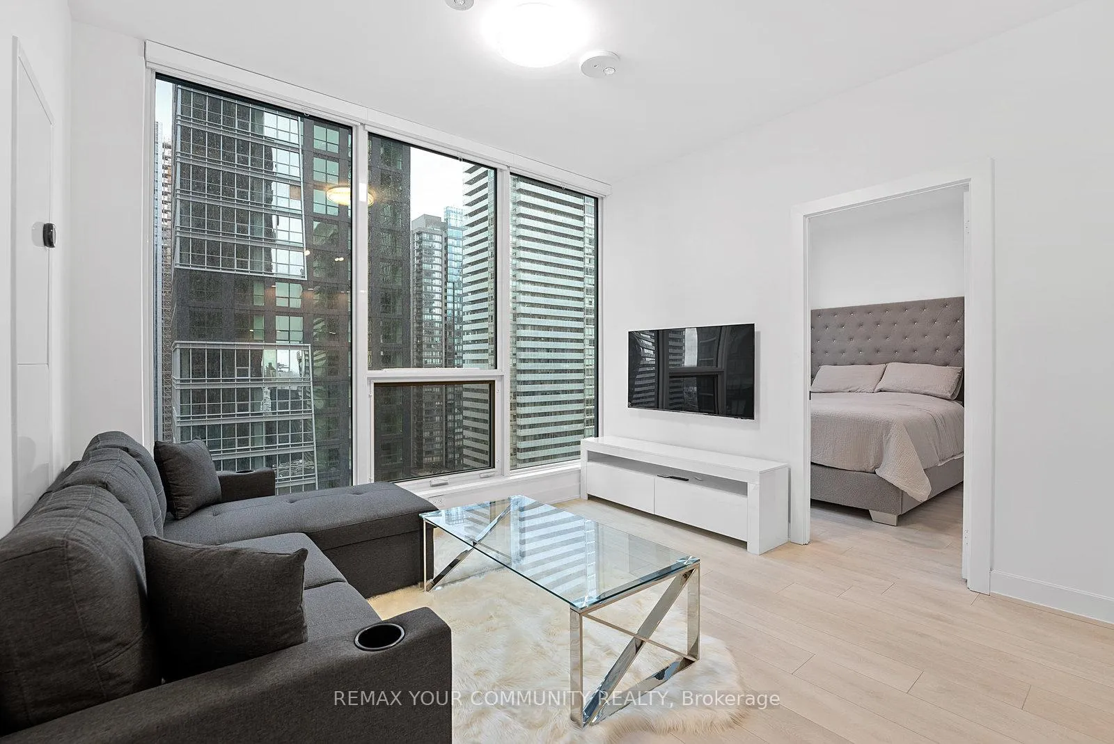 Photo 10 of Unit 2313, 35 Mercer Street, Toronto, Waterfront Communities — HOMEH