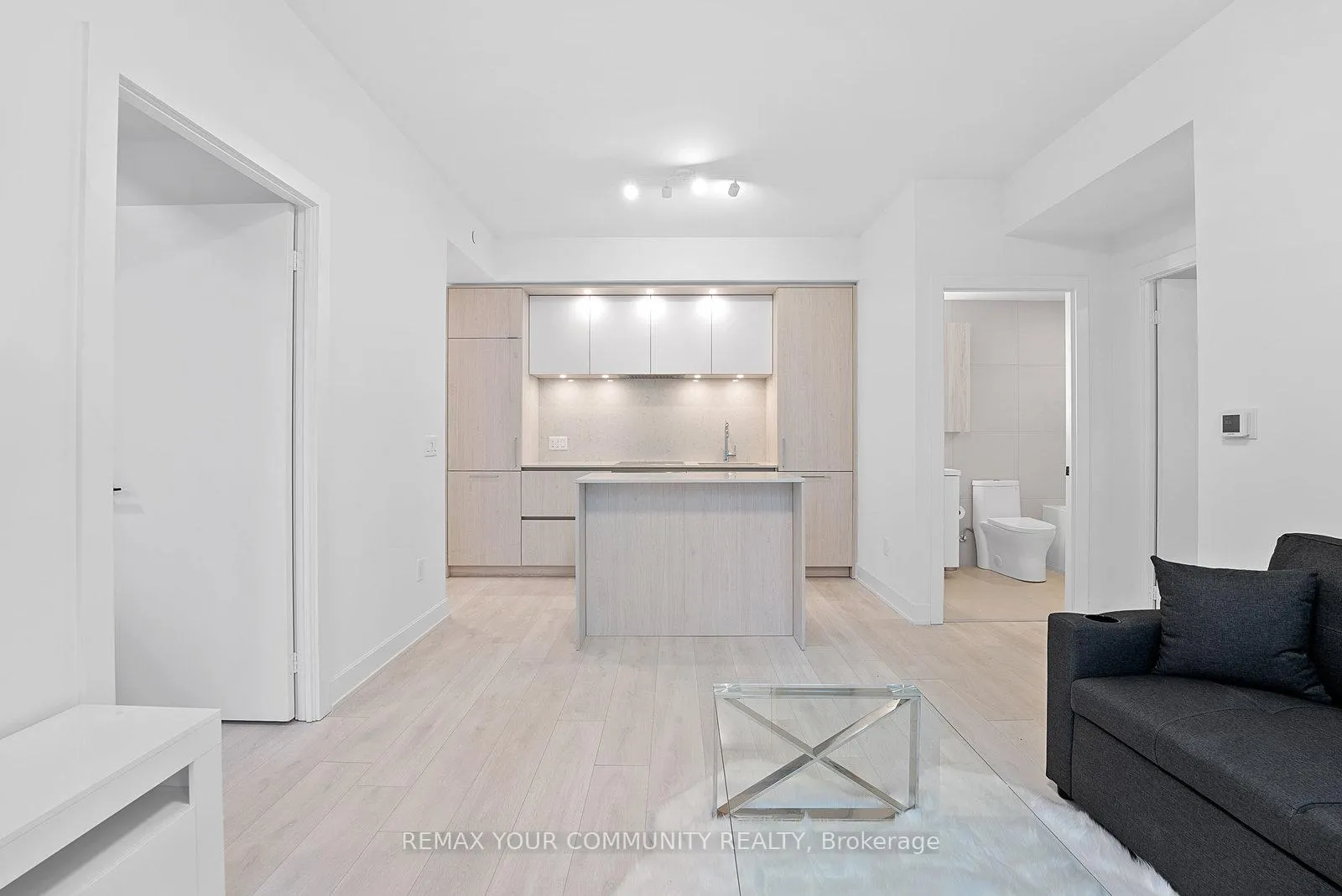 Photo 12 of Unit 2313, 35 Mercer Street, Toronto, Waterfront Communities — HOMEH