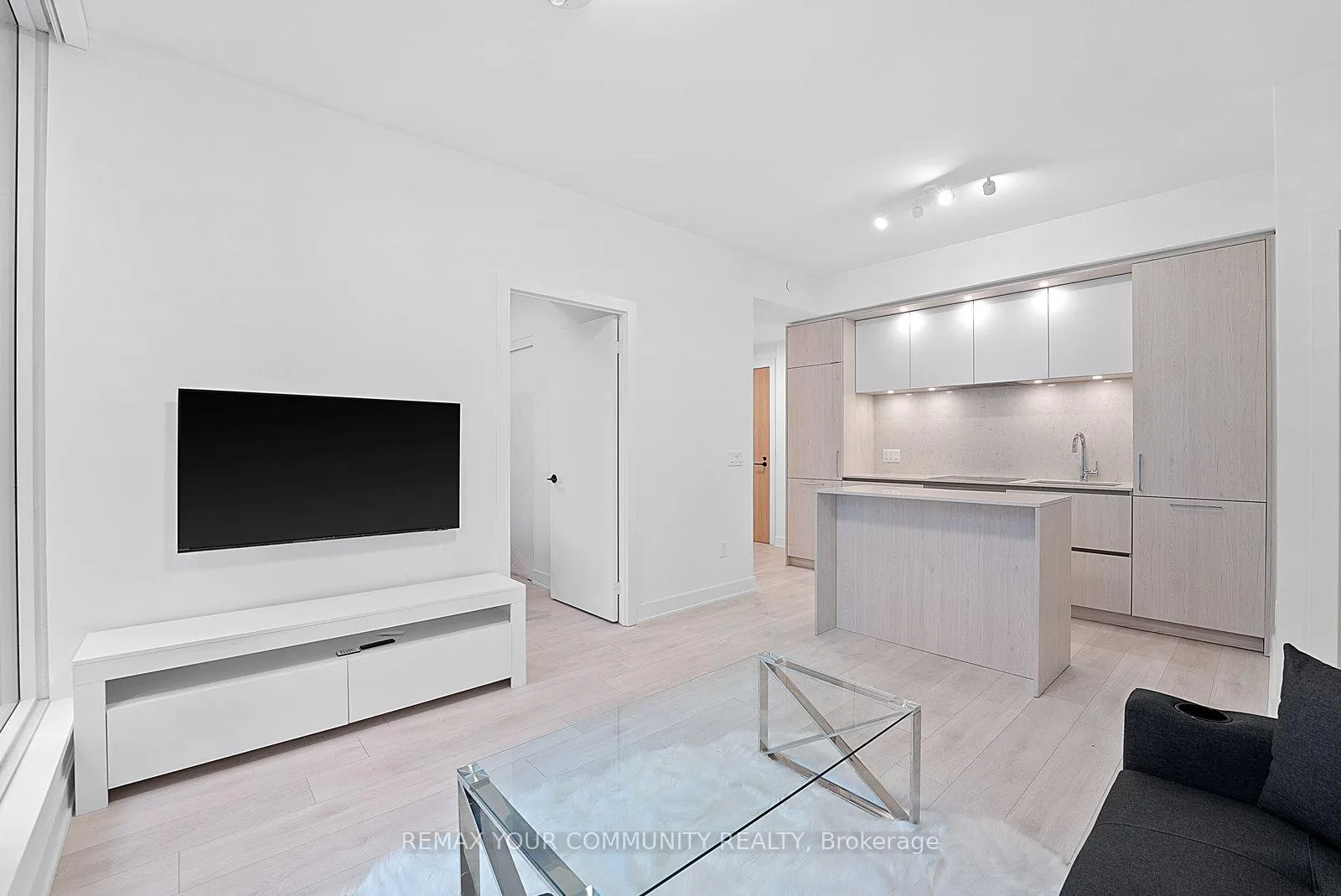 Photo 13 of Unit 2313, 35 Mercer Street, Toronto, Waterfront Communities — HOMEH