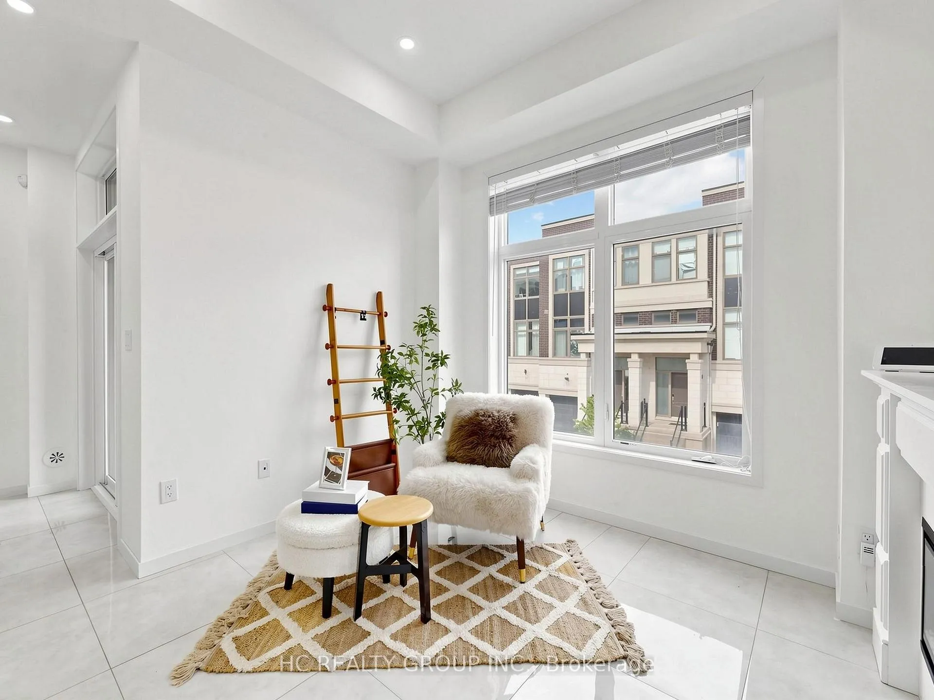 Photo 9 of 34 Armillo Place, Markham, Wismer — HOMEH
