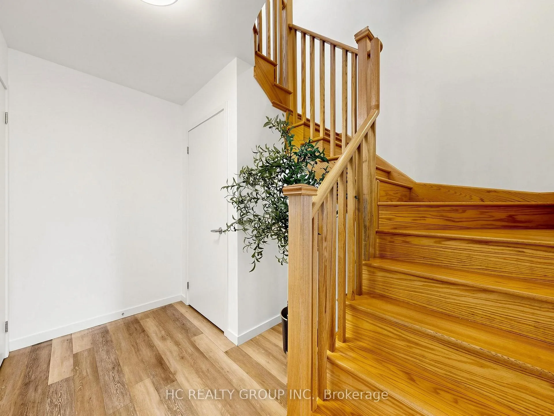 Photo 34 of 34 Armillo Place, Markham, Wismer — HOMEH