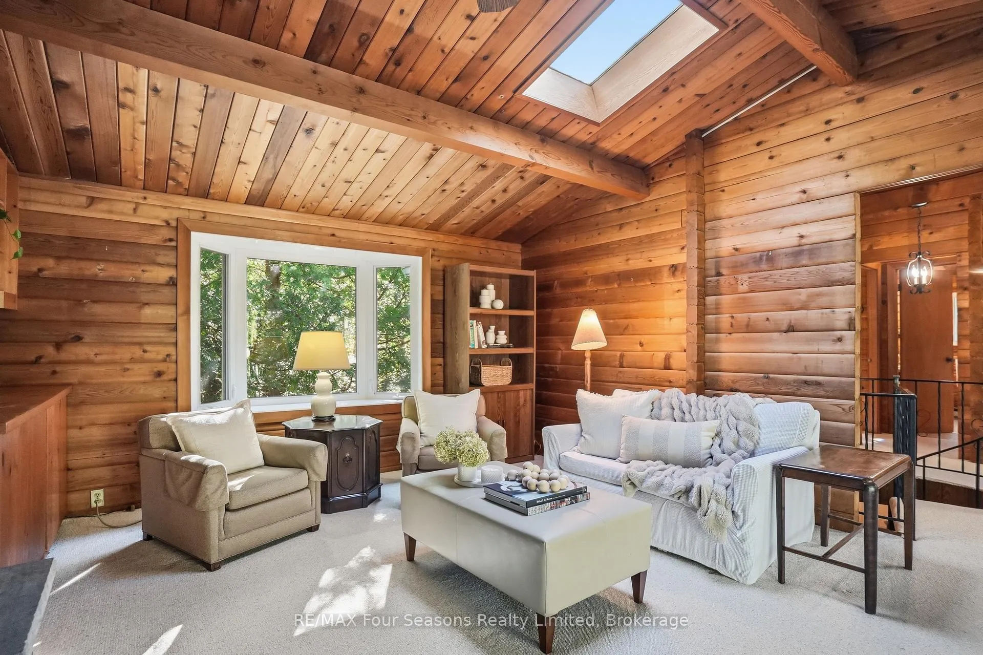 Photo 15 of 105 St Moritz Crescent, Blue Mountains — HOMEH