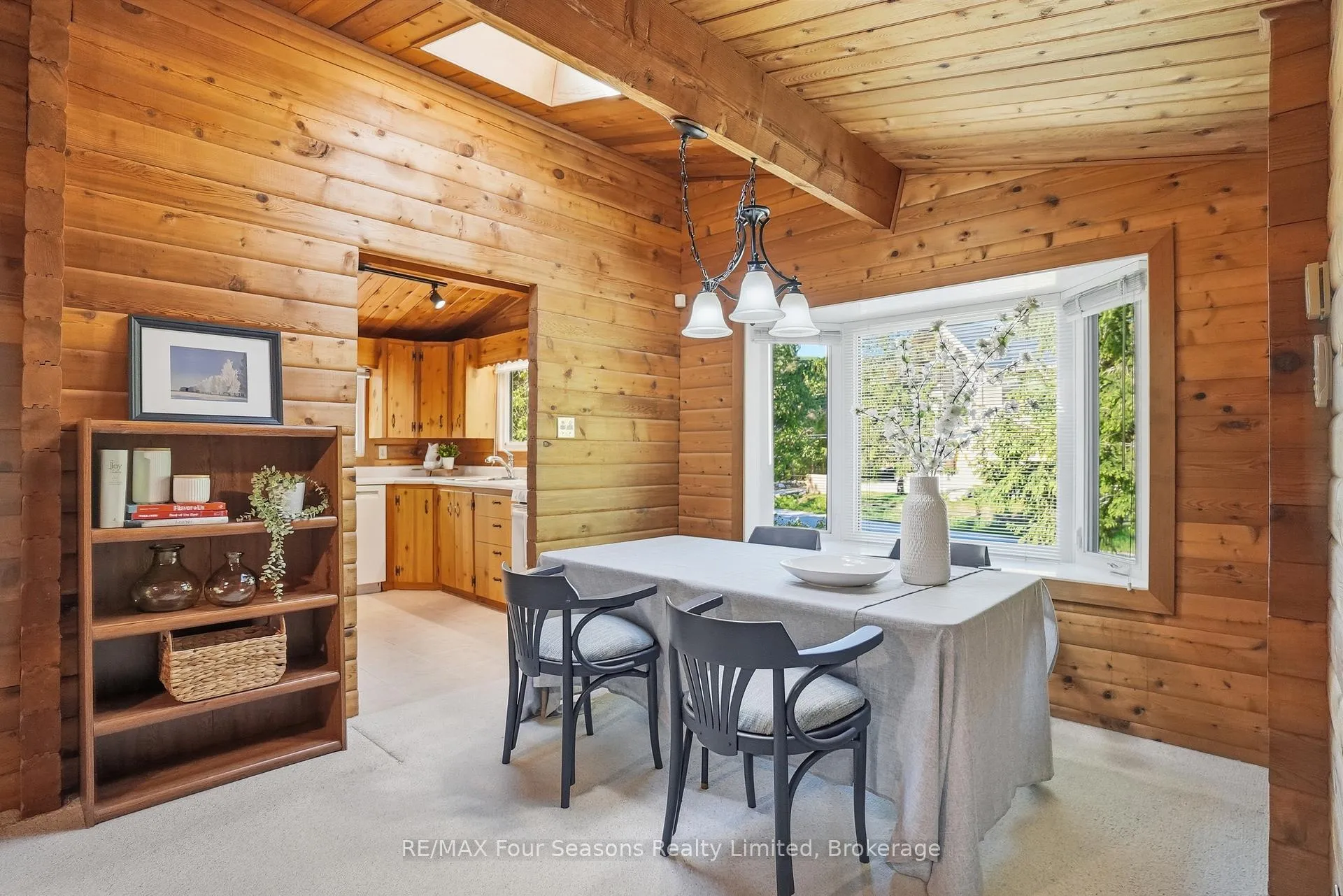 Photo 18 of 105 St Moritz Crescent, Blue Mountains — HOMEH