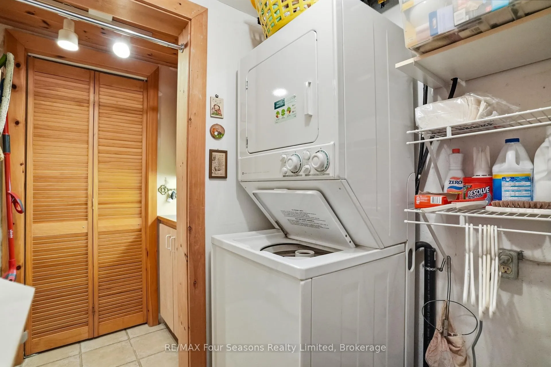 Photo 27 of 105 St Moritz Crescent, Blue Mountains — HOMEH