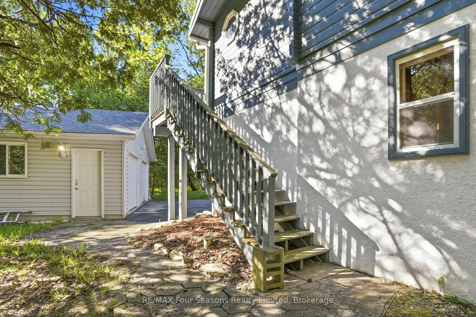Photo 30 of 105 St Moritz Crescent, Blue Mountains — HOMEH
