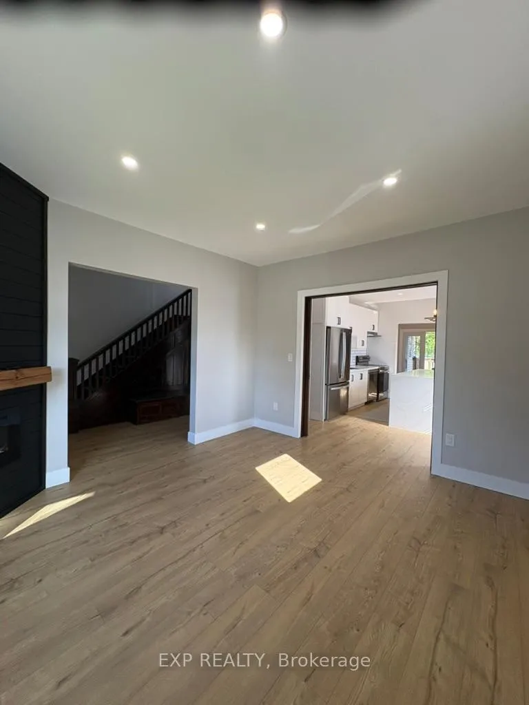 Photo 4 of 385 Hugel Avenue, Midland — HOMEH