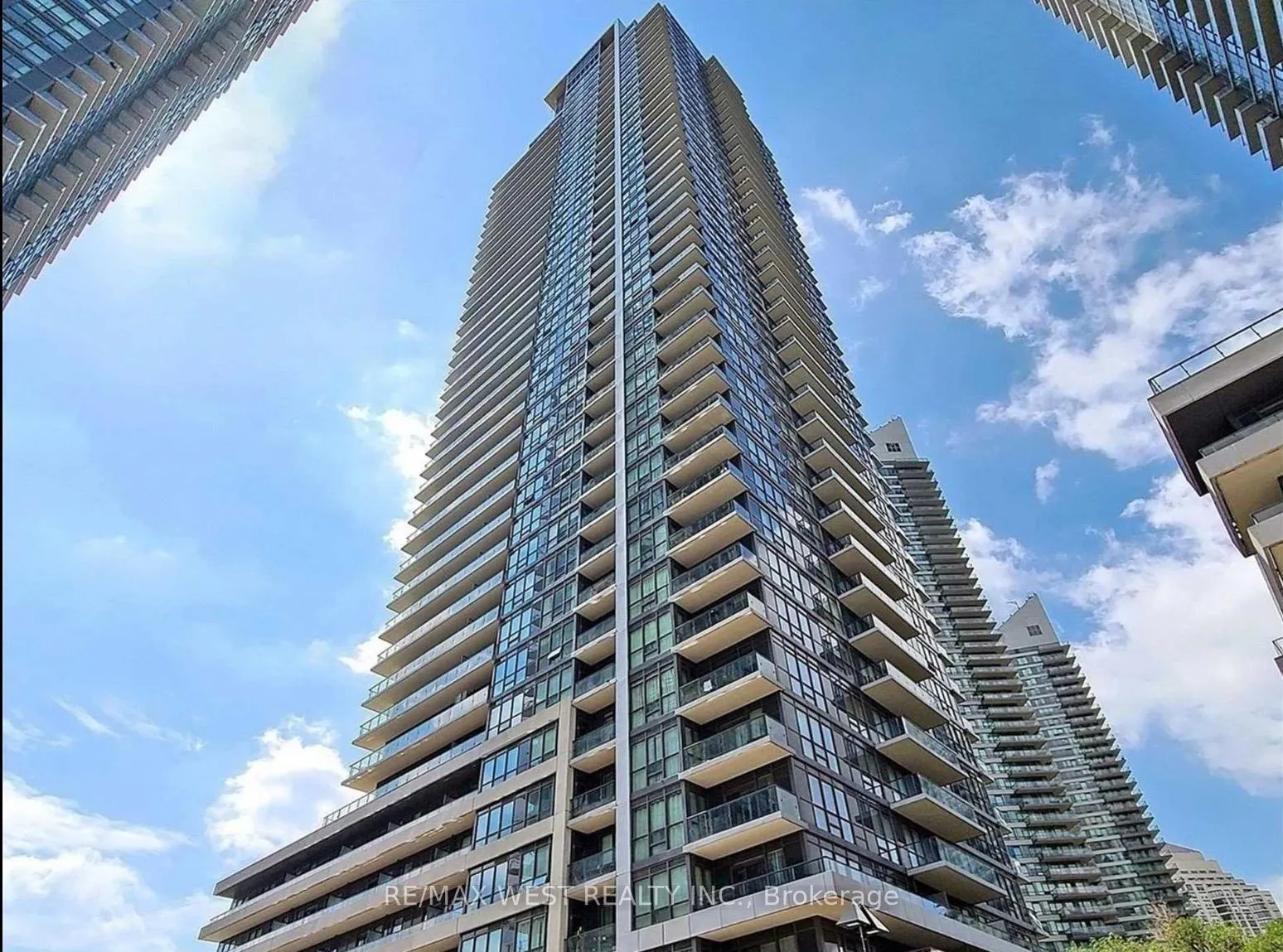 Front of Unit 3301, 2212 lake shore Boulevard W