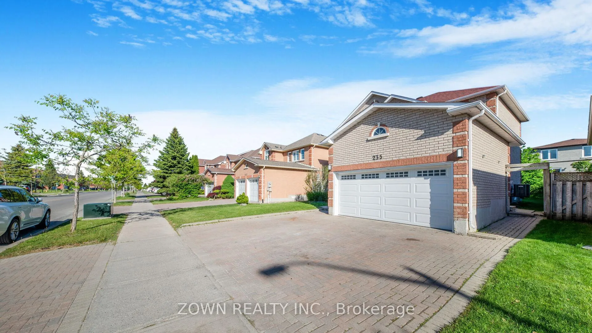 Photo 6 of 235 Highglen Avenue, Markham, Milliken Mills East — HOMEH