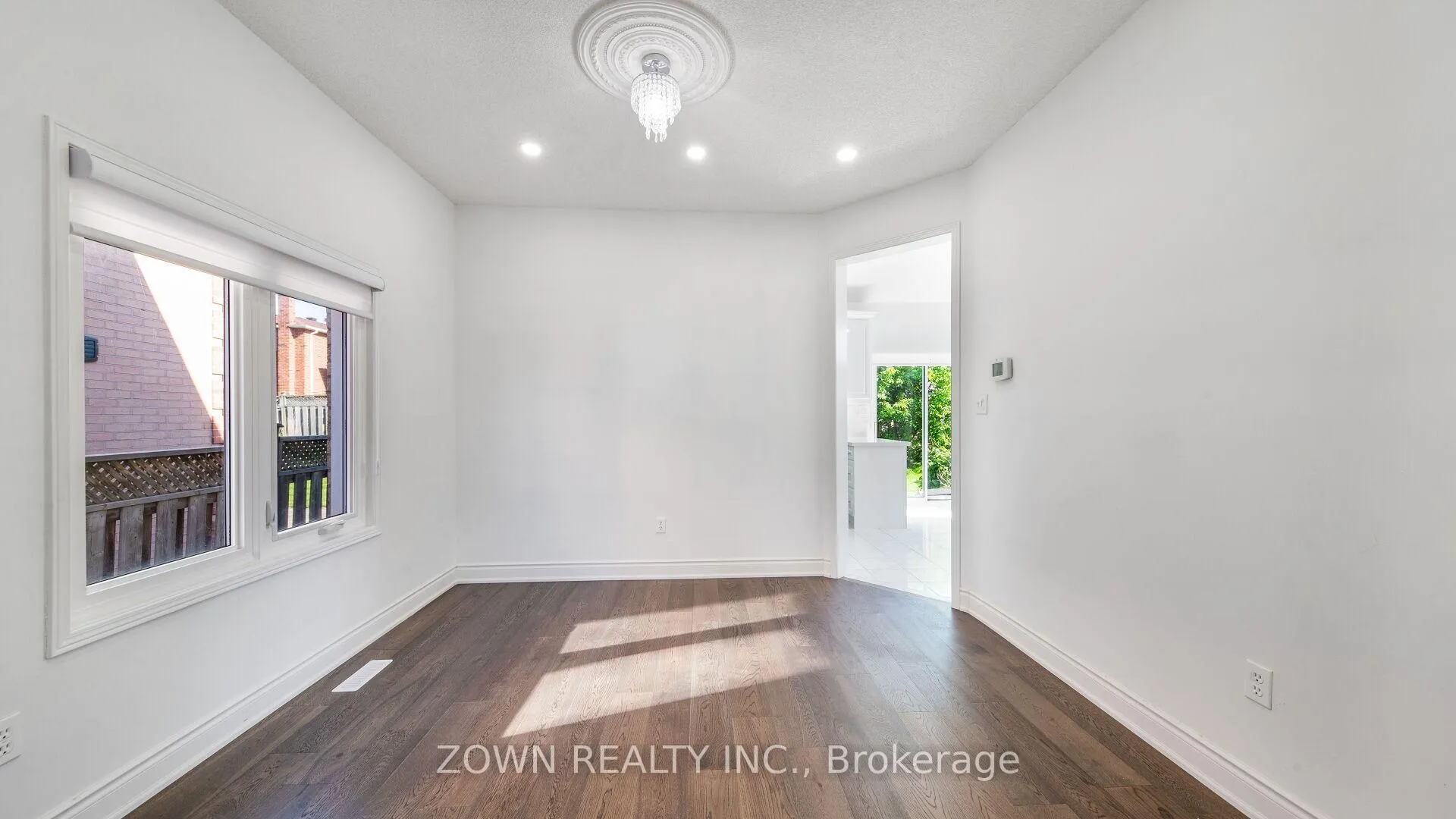 Photo 14 of 235 Highglen Avenue, Markham, Milliken Mills East — HOMEH