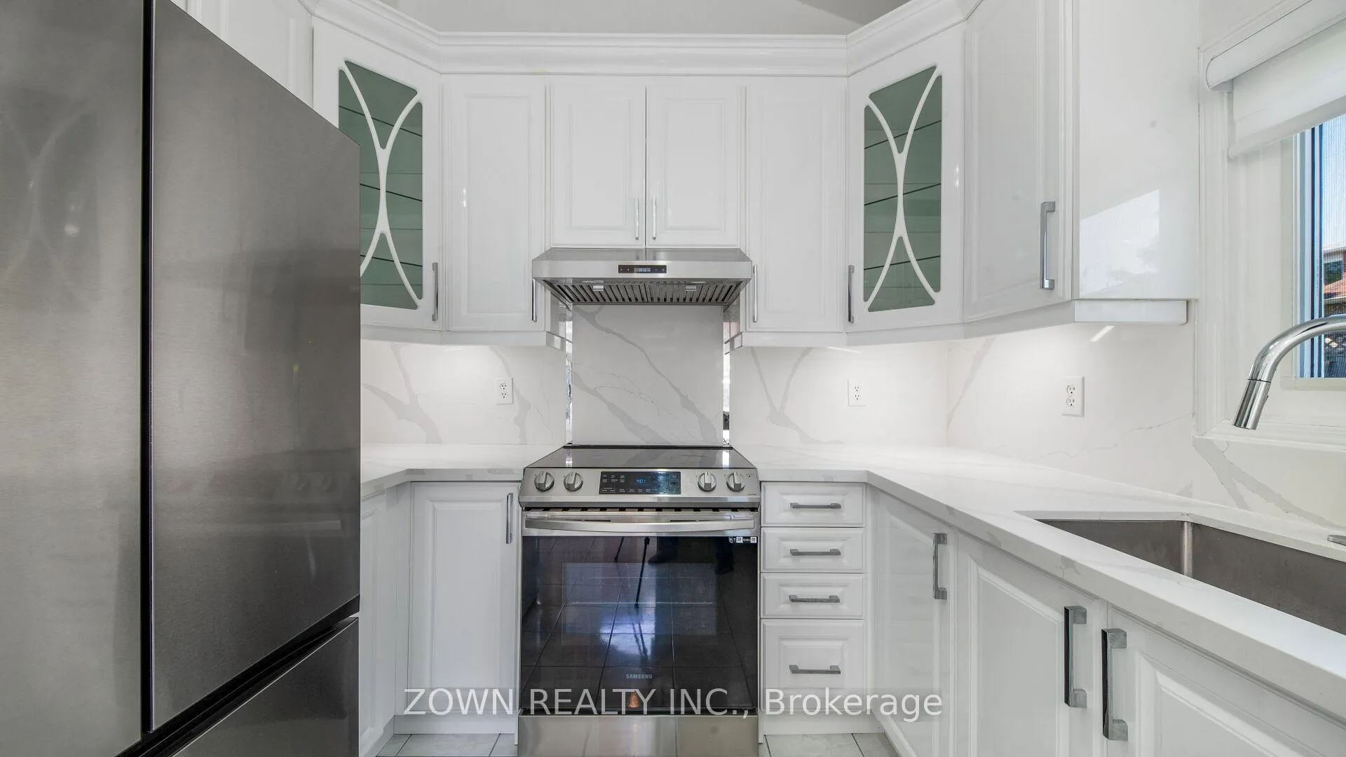 Photo 19 of 235 Highglen Avenue, Markham, Milliken Mills East — HOMEH
