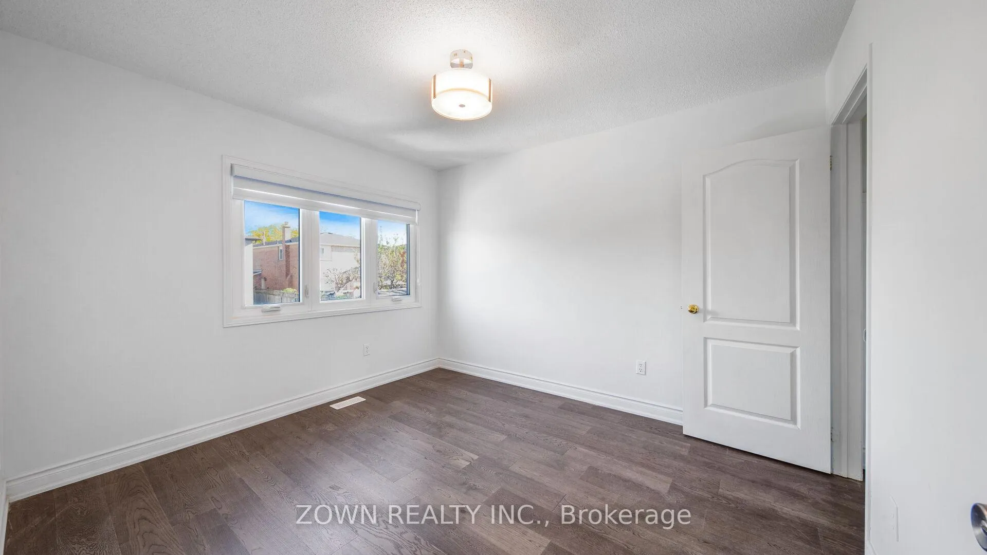 Photo 35 of 235 Highglen Avenue, Markham, Milliken Mills East — HOMEH