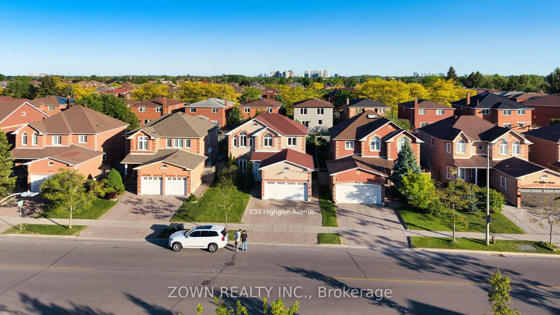 Photo 48 of 235 Highglen Avenue, Markham, Milliken Mills East — HOMEH