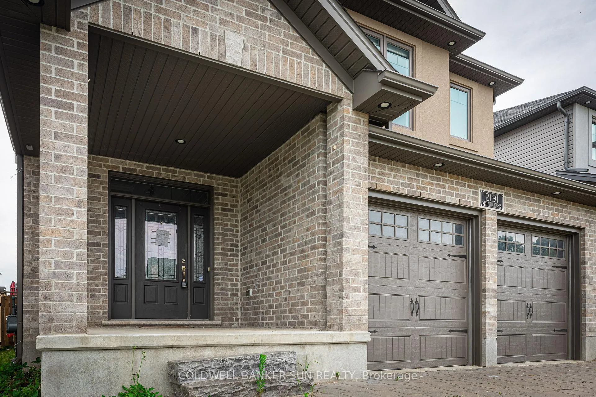 Photo 3 of 2191 Westpoint Heights, London, South V — HOMEH