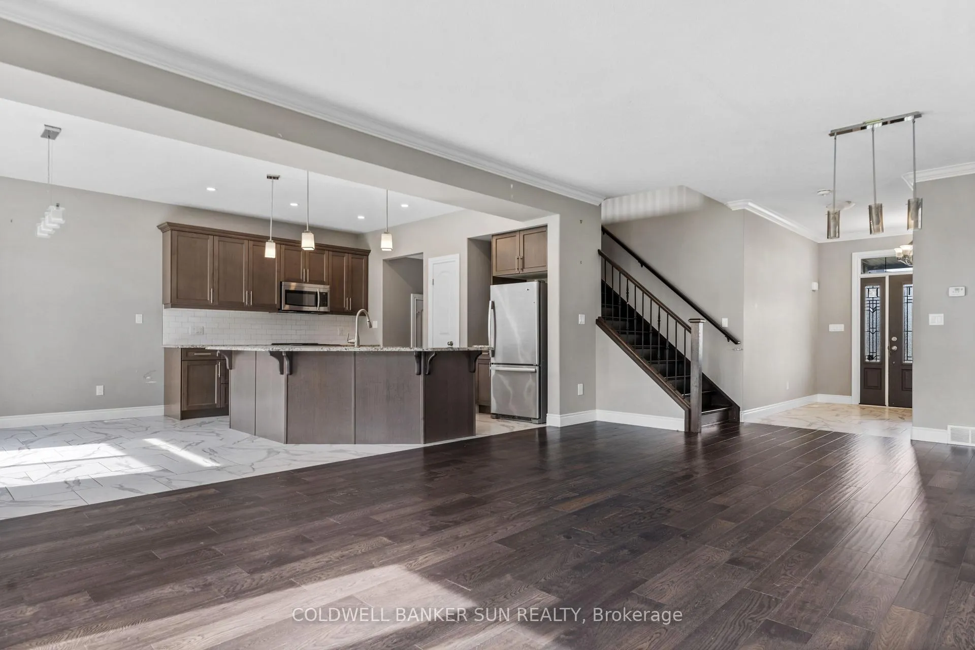 Photo 10 of 2191 Westpoint Heights, London, South V — HOMEH
