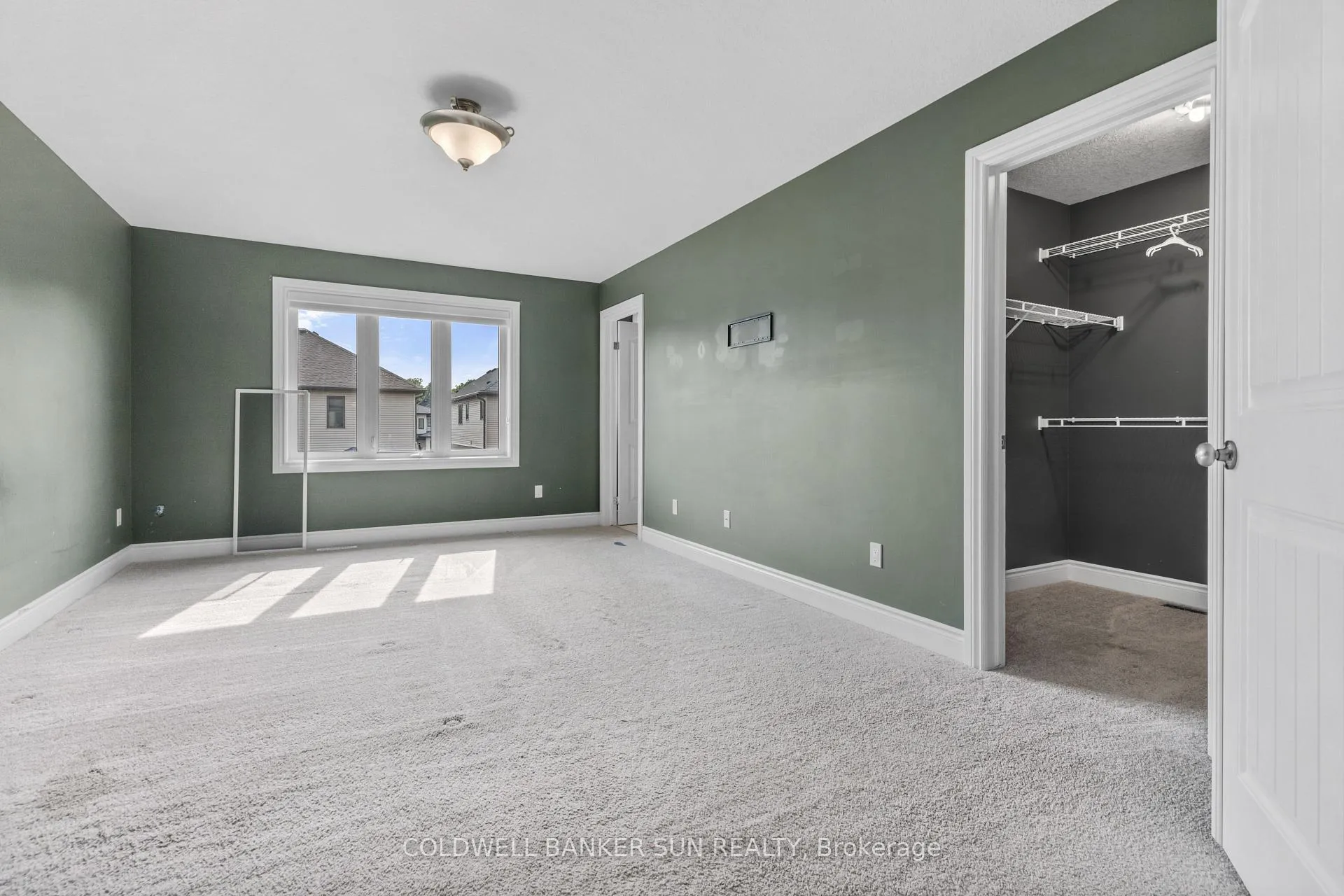 Photo 14 of 2191 Westpoint Heights, London, South V — HOMEH