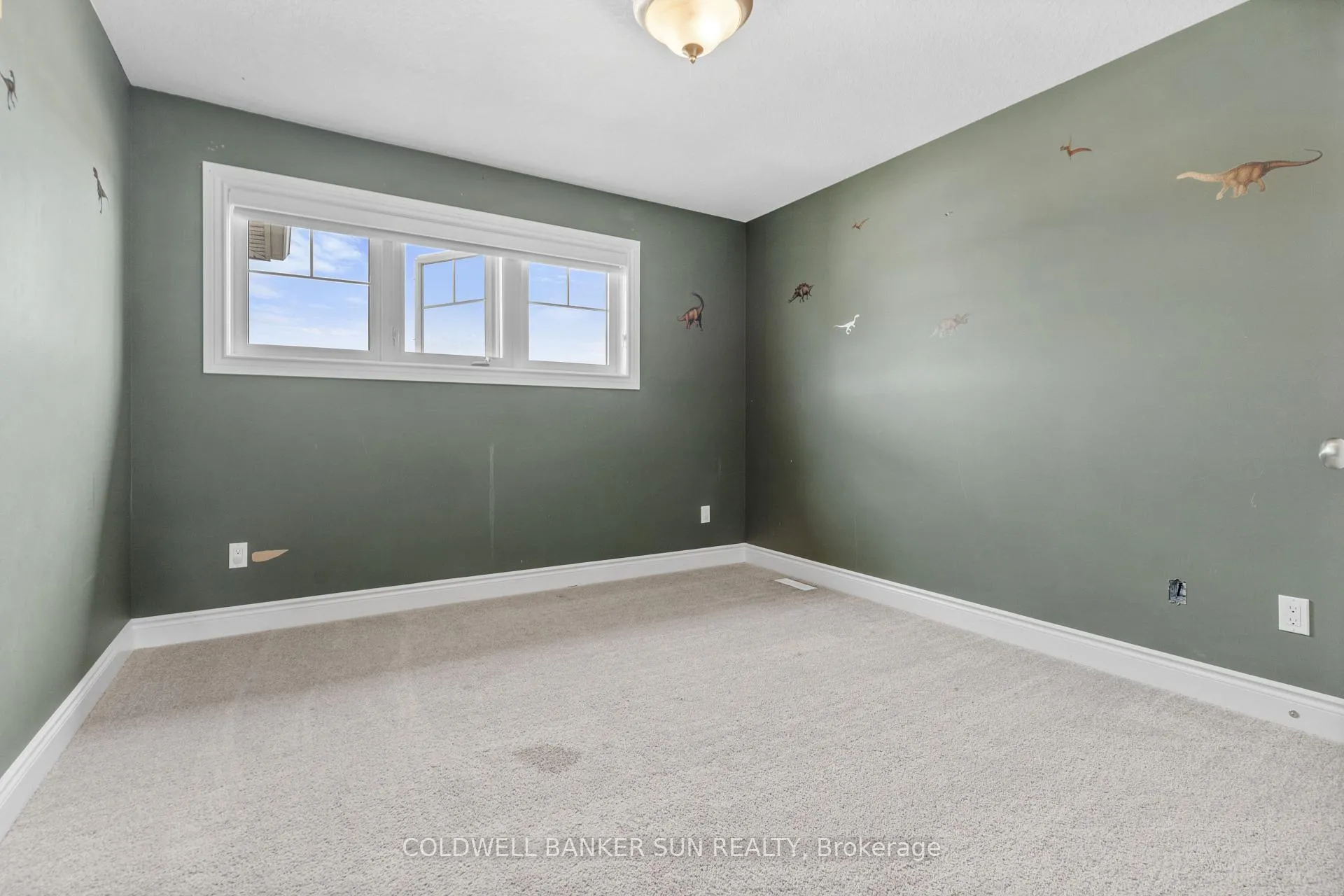 Photo 15 of 2191 Westpoint Heights, London, South V — HOMEH