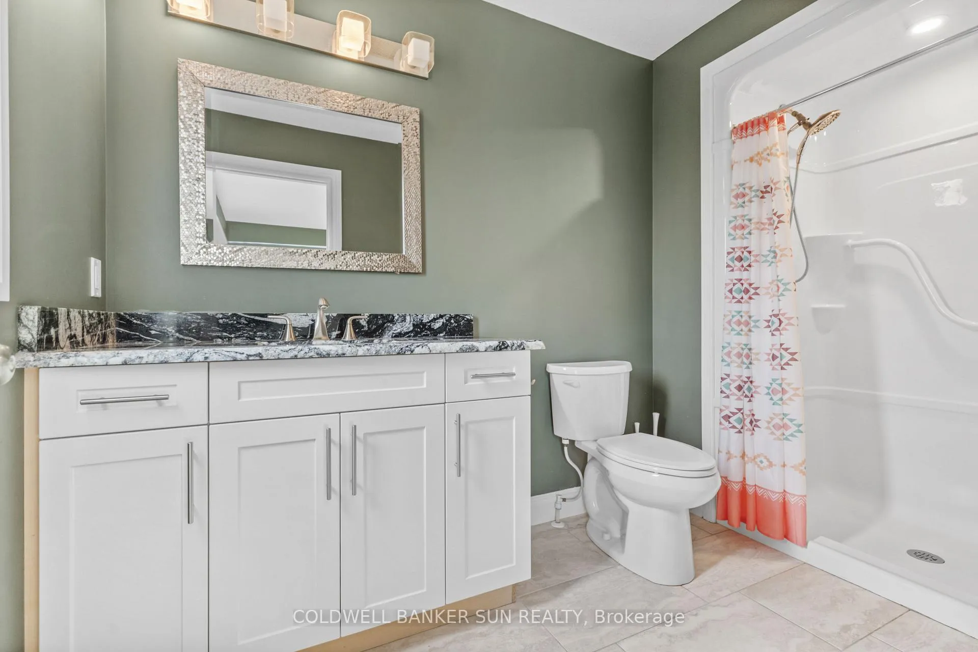 Photo 17 of 2191 Westpoint Heights, London, South V — HOMEH