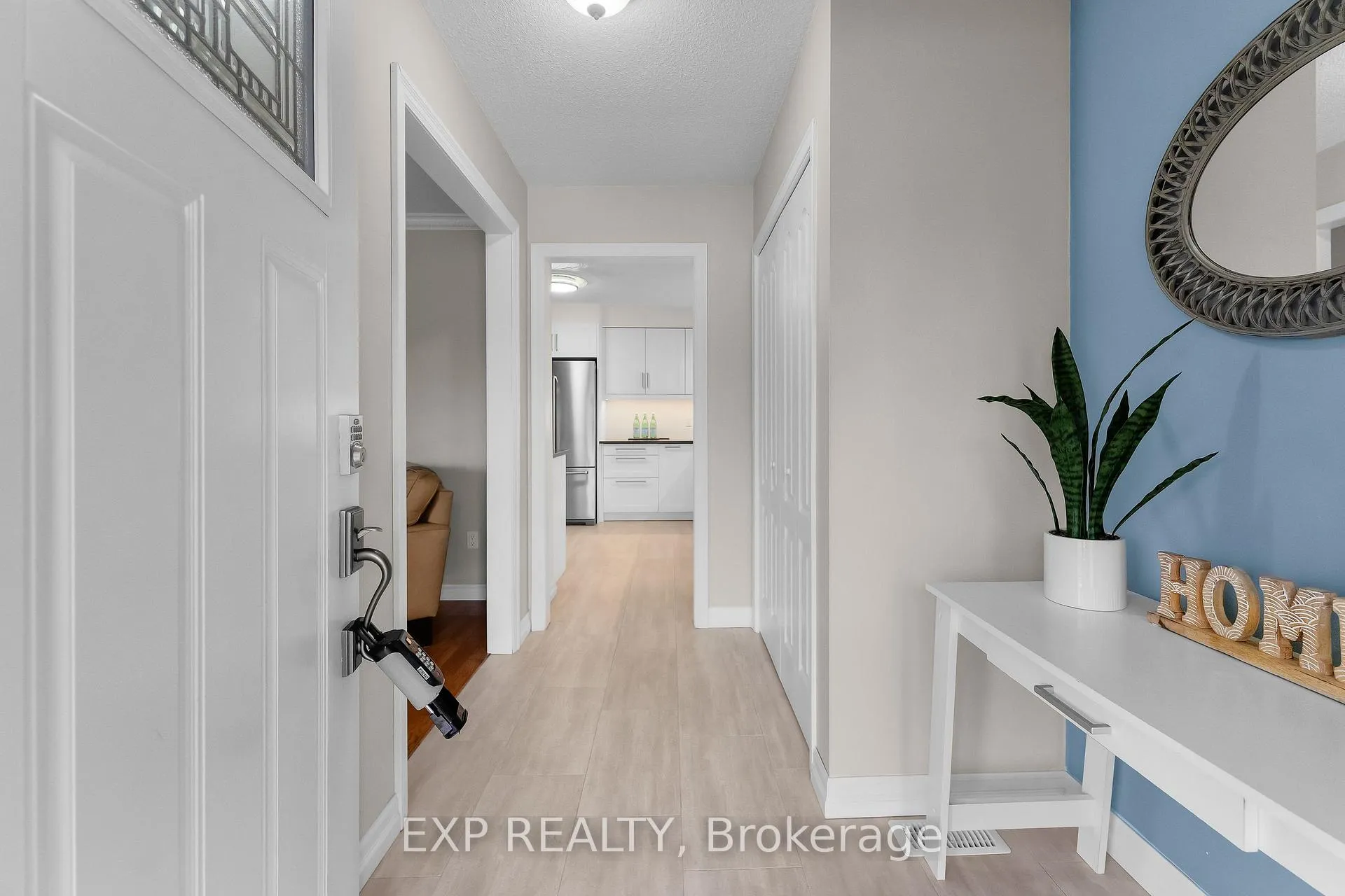Photo 5 of 7260 Casey Street, Niagara Falls, Casey — HOMEH