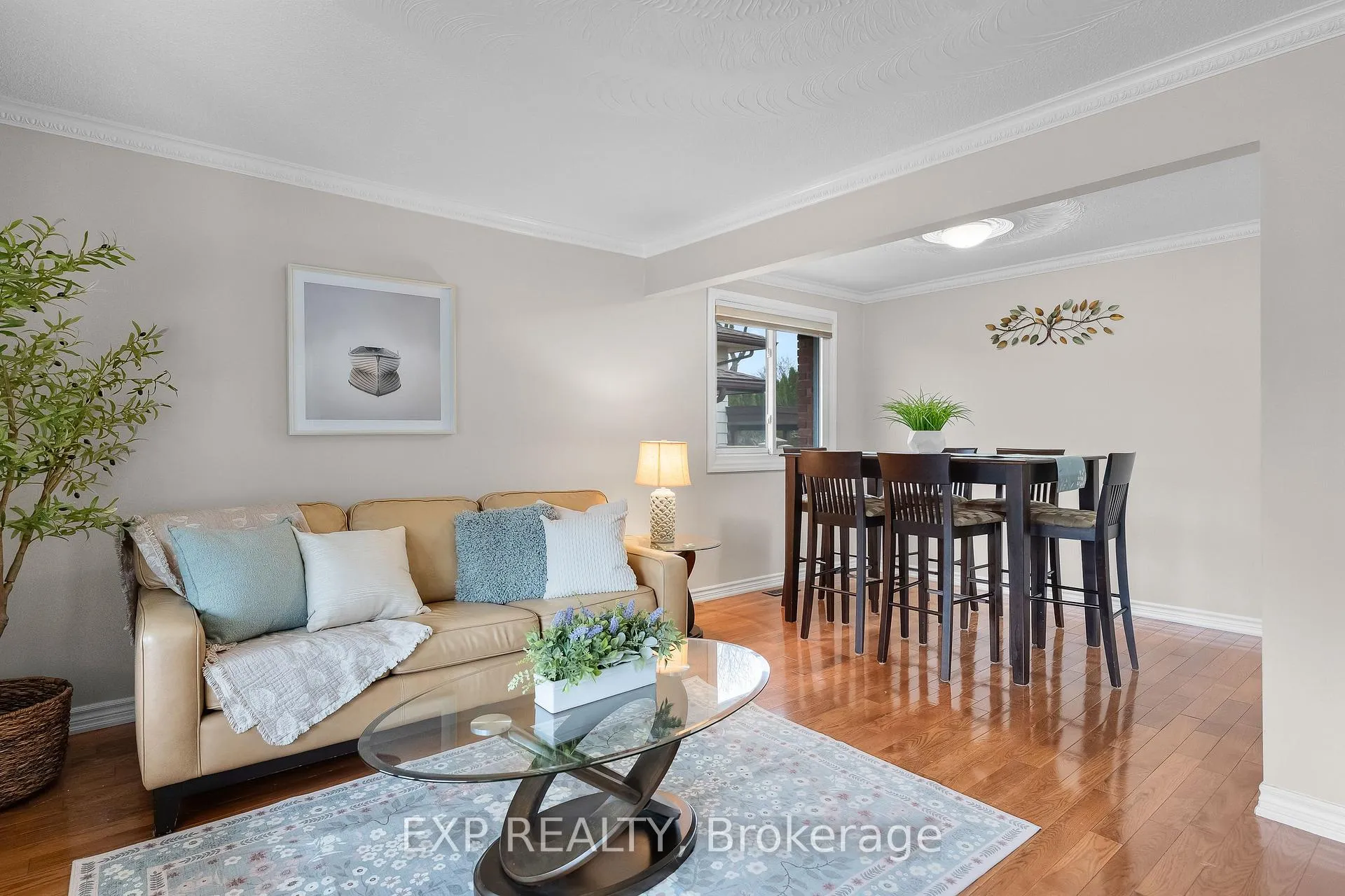 Photo 7 of 7260 Casey Street, Niagara Falls, Casey — HOMEH