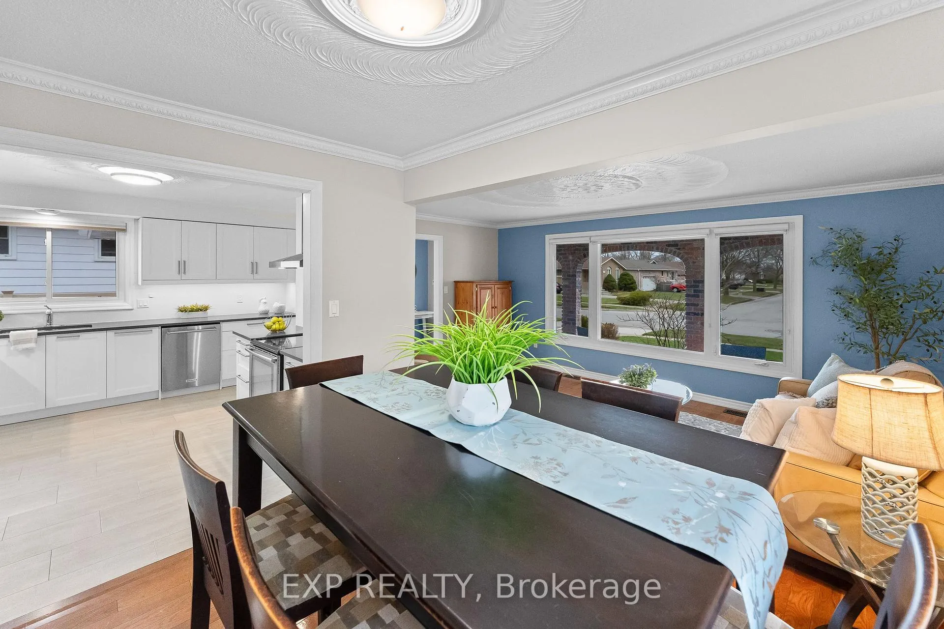 Photo 13 of 7260 Casey Street, Niagara Falls, Casey — HOMEH