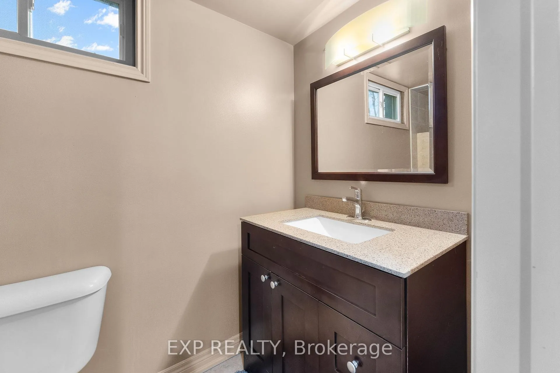 Photo 30 of 7260 Casey Street, Niagara Falls, Casey — HOMEH