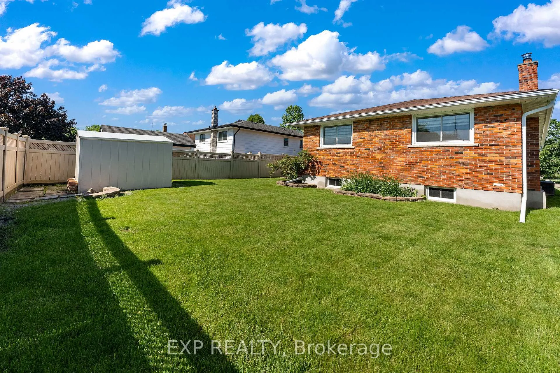 Photo 35 of 7260 Casey Street, Niagara Falls, Casey — HOMEH