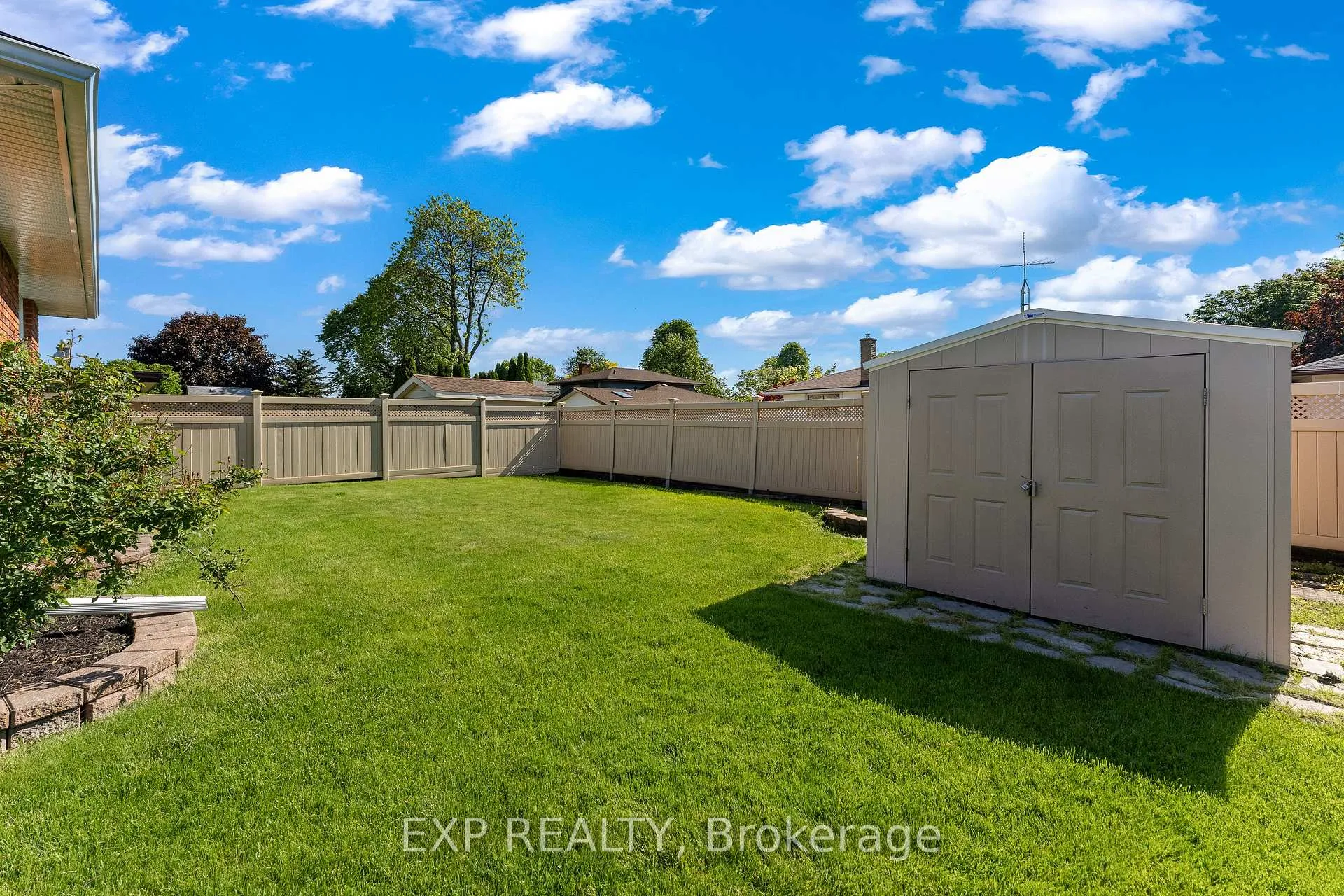 Photo 37 of 7260 Casey Street, Niagara Falls, Casey — HOMEH