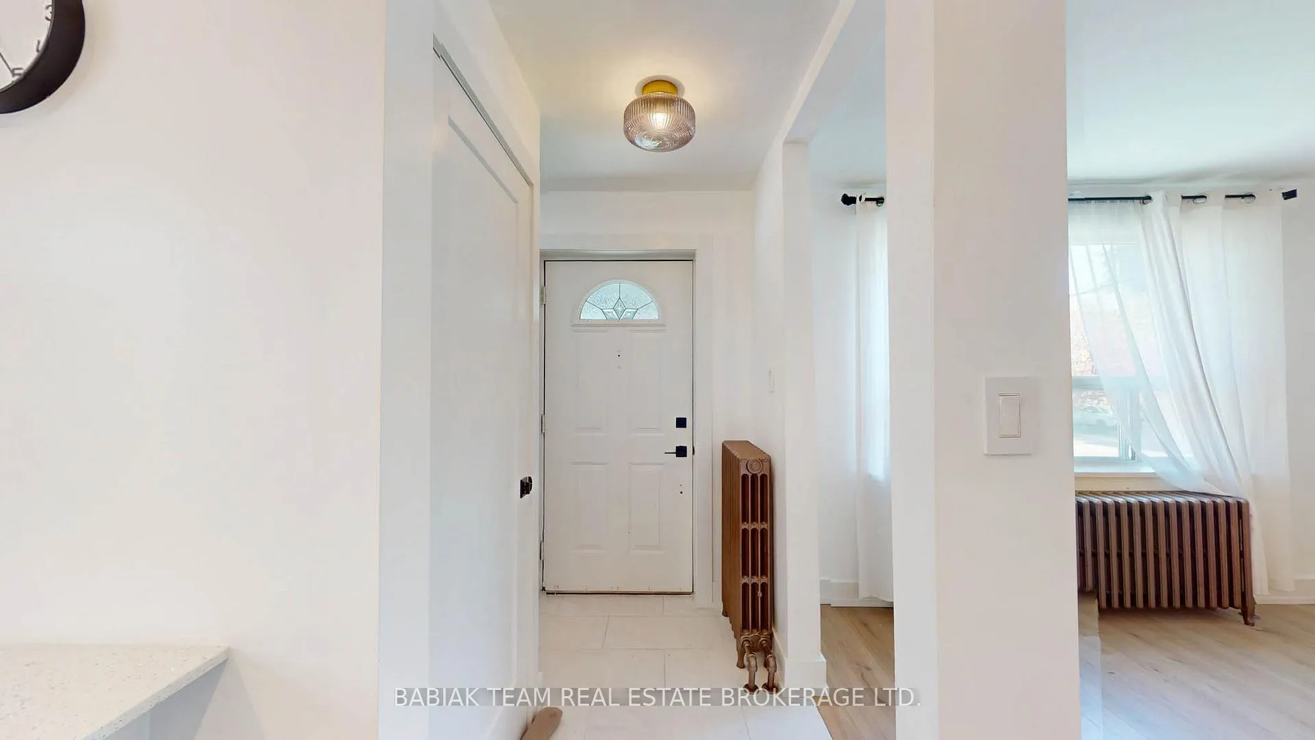 Photo 2 of 40 Alexander Street, Etobicoke, Mimico — HOMEH