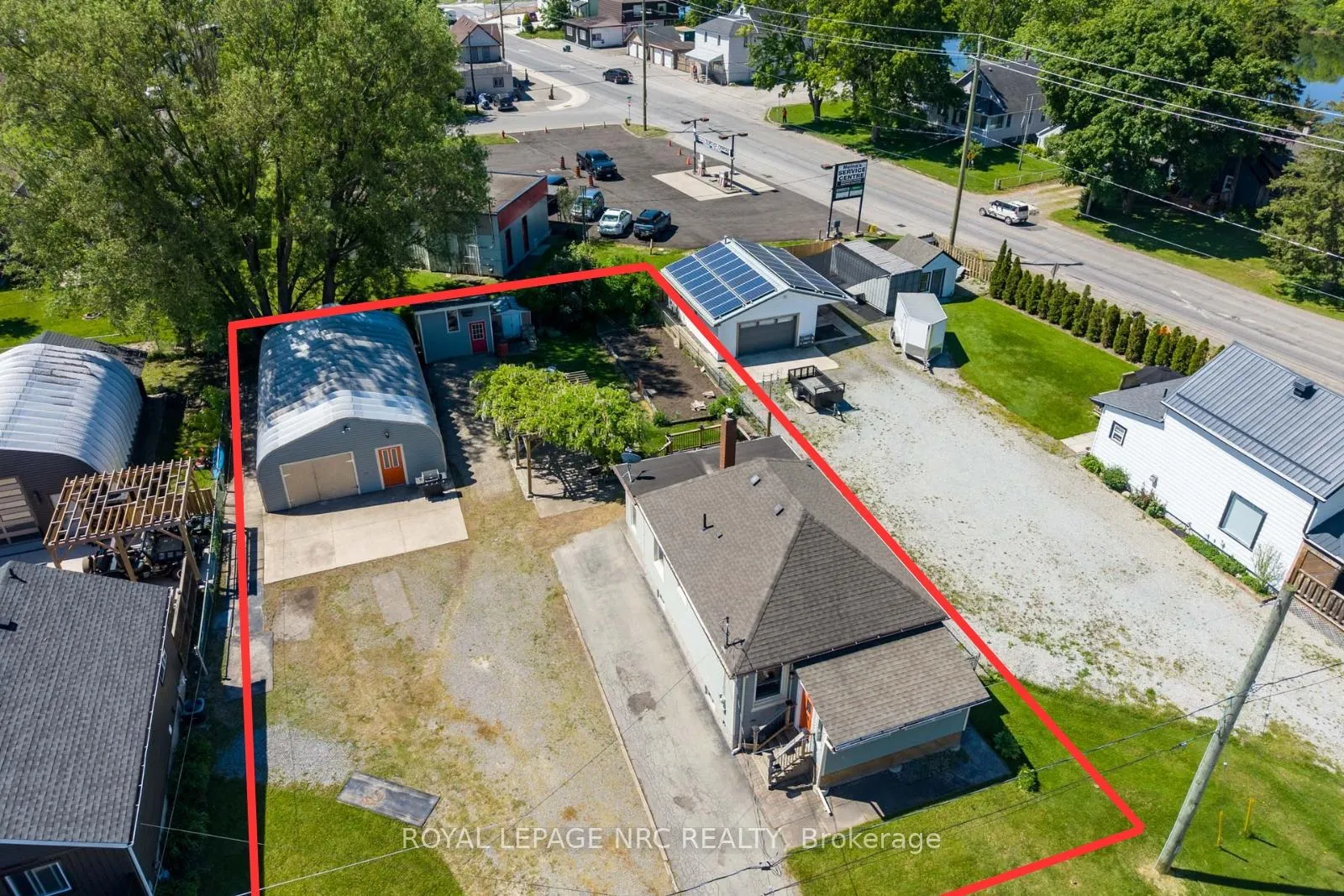 Photo 33 of 17 Huron Street, Welland, Dain City — HOMEH