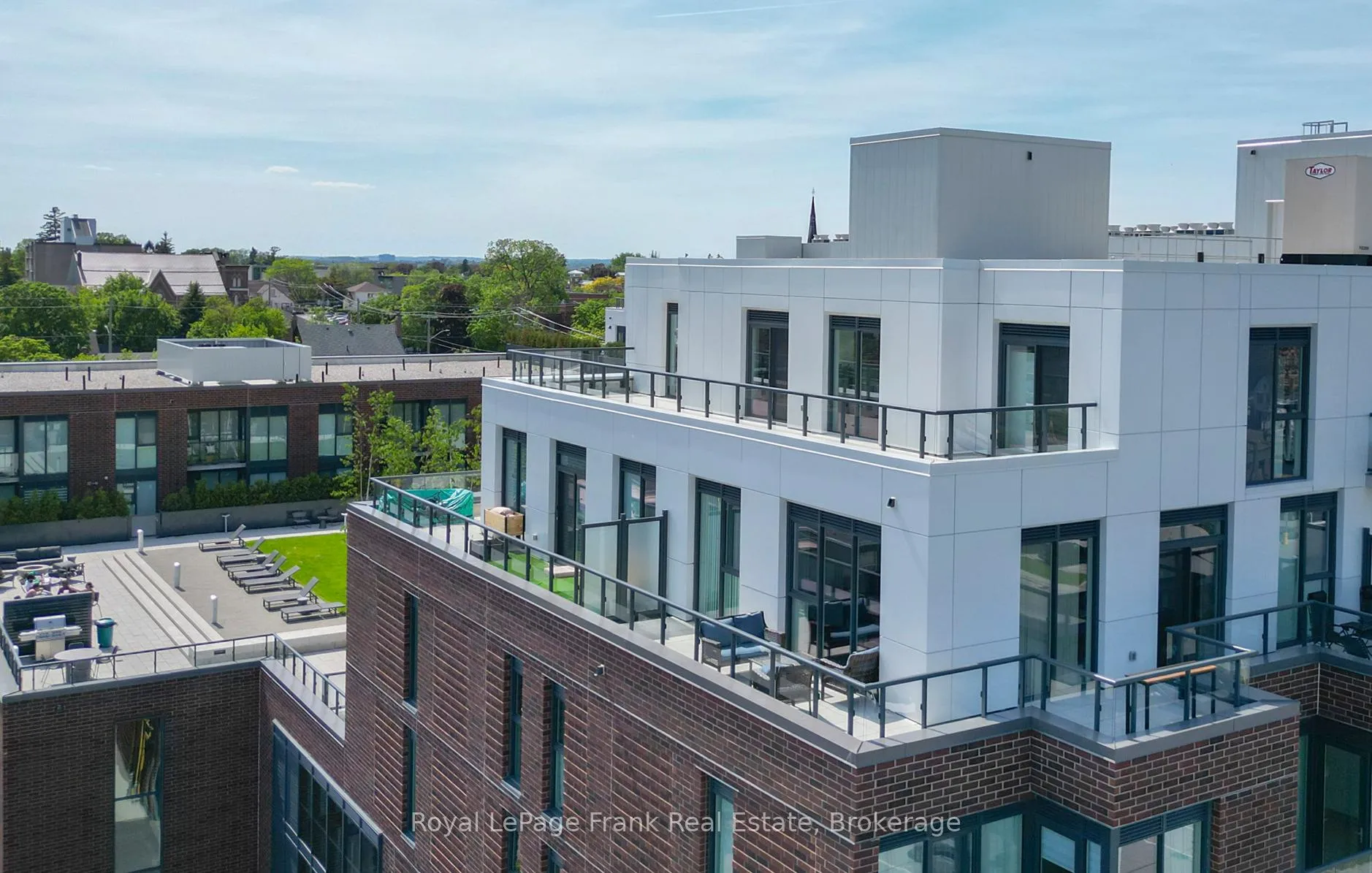 Photo 1 of Unit 604, 201 Brock Street S, Whitby, Downtown Whitby — HOMEH
