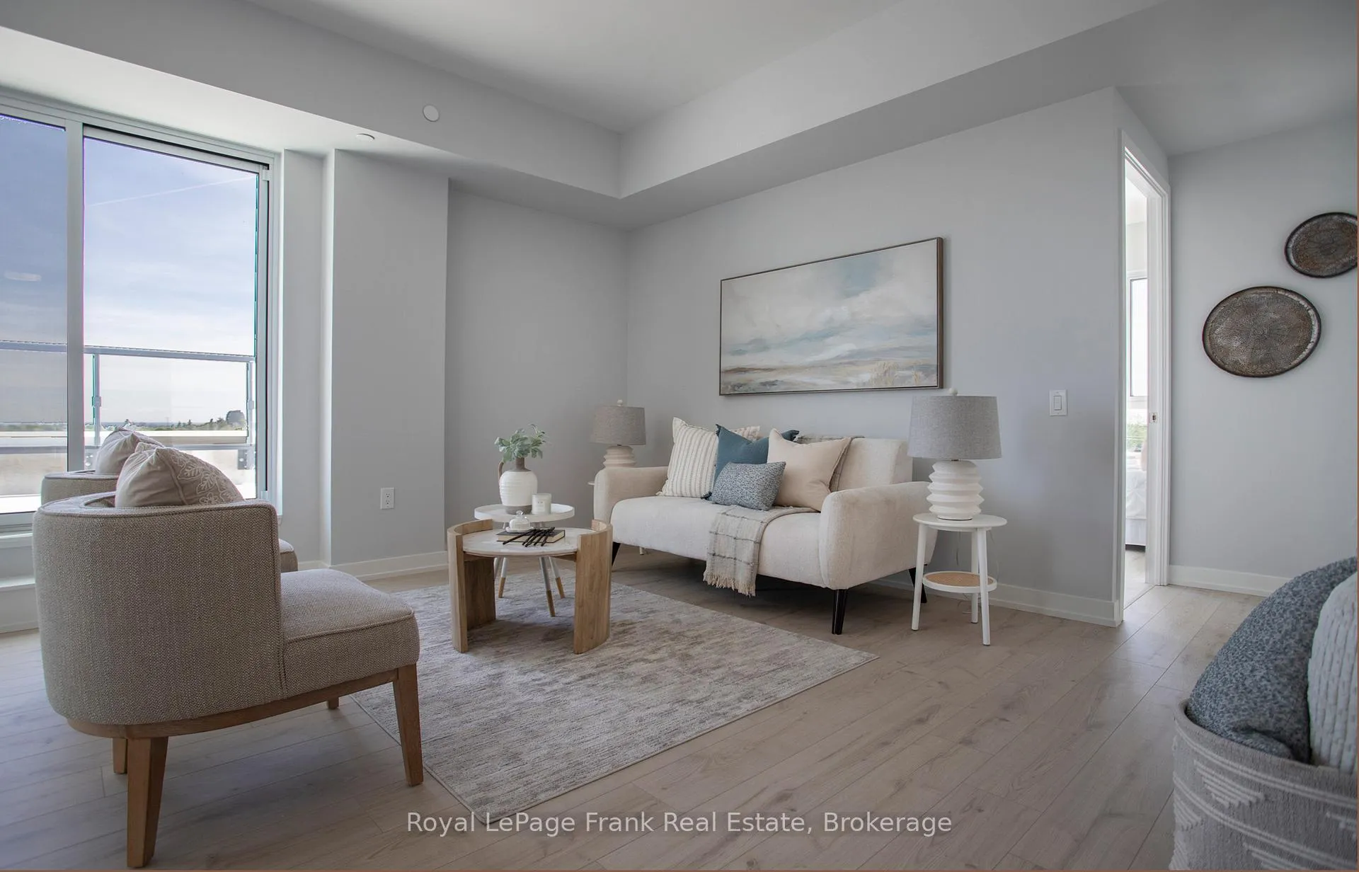Photo 7 of Unit 604, 201 Brock Street S, Whitby, Downtown Whitby — HOMEH