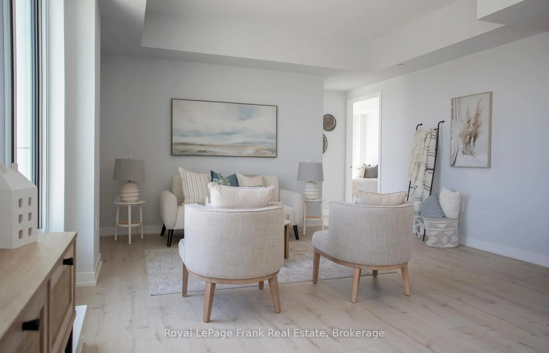 Photo 9 of Unit 604, 201 Brock Street S, Whitby, Downtown Whitby — HOMEH
