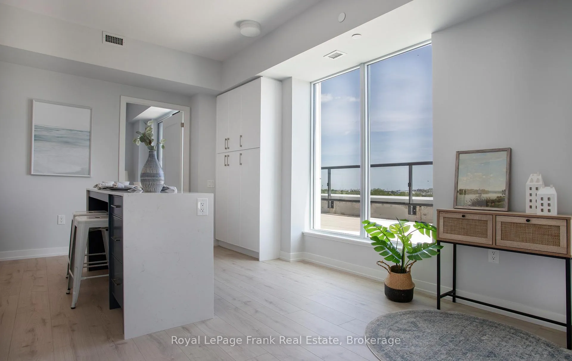 Photo 22 of Unit 604, 201 Brock Street S, Whitby, Downtown Whitby — HOMEH