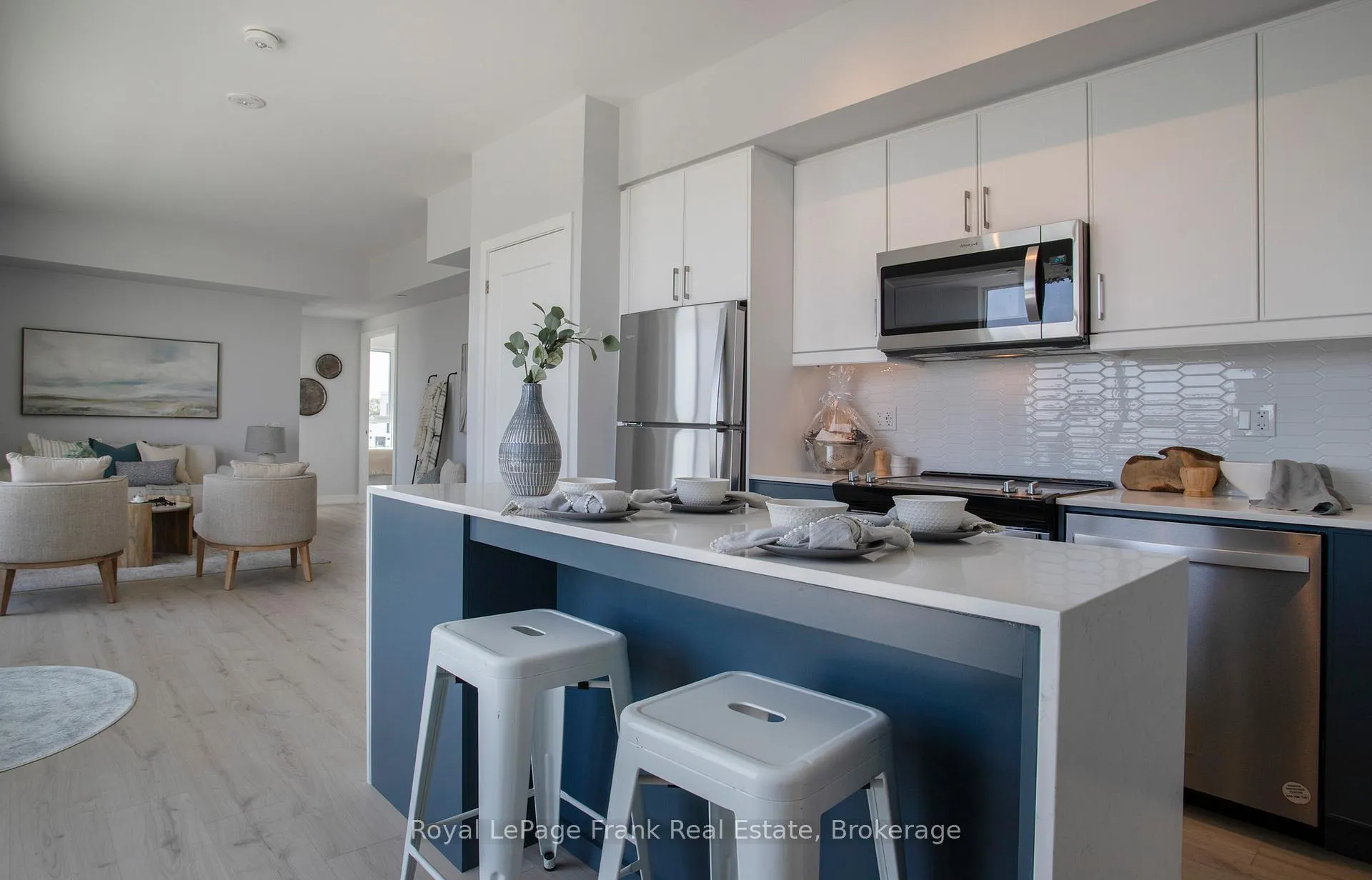 Photo 23 of Unit 604, 201 Brock Street S, Whitby, Downtown Whitby — HOMEH