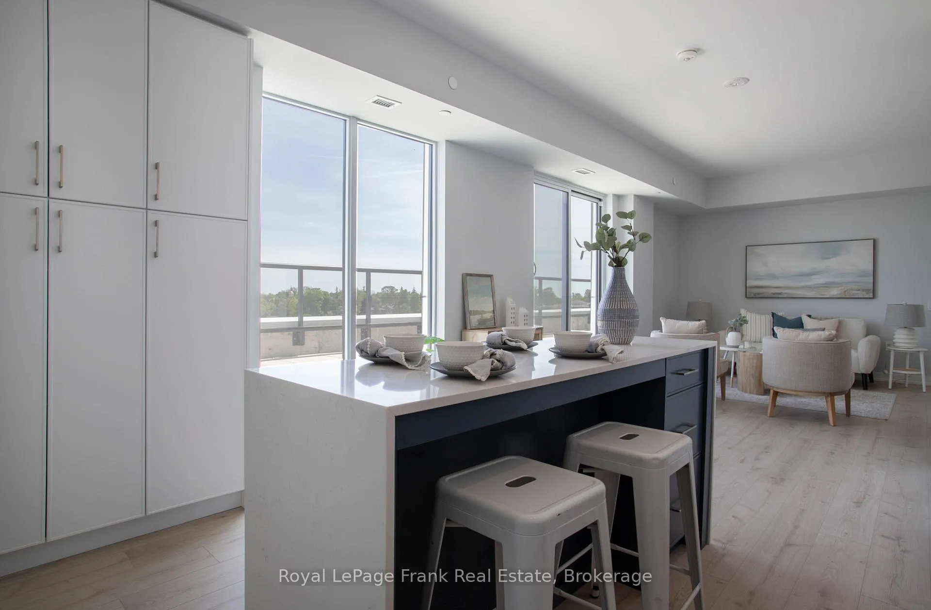 Photo 25 of Unit 604, 201 Brock Street S, Whitby, Downtown Whitby — HOMEH