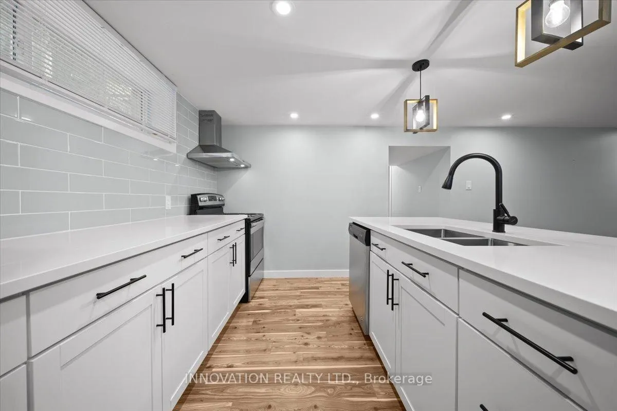 Photo 8 of 925 Elsett Street, Ottawa, Elmvale Acres/Urbandale — HOMEH
