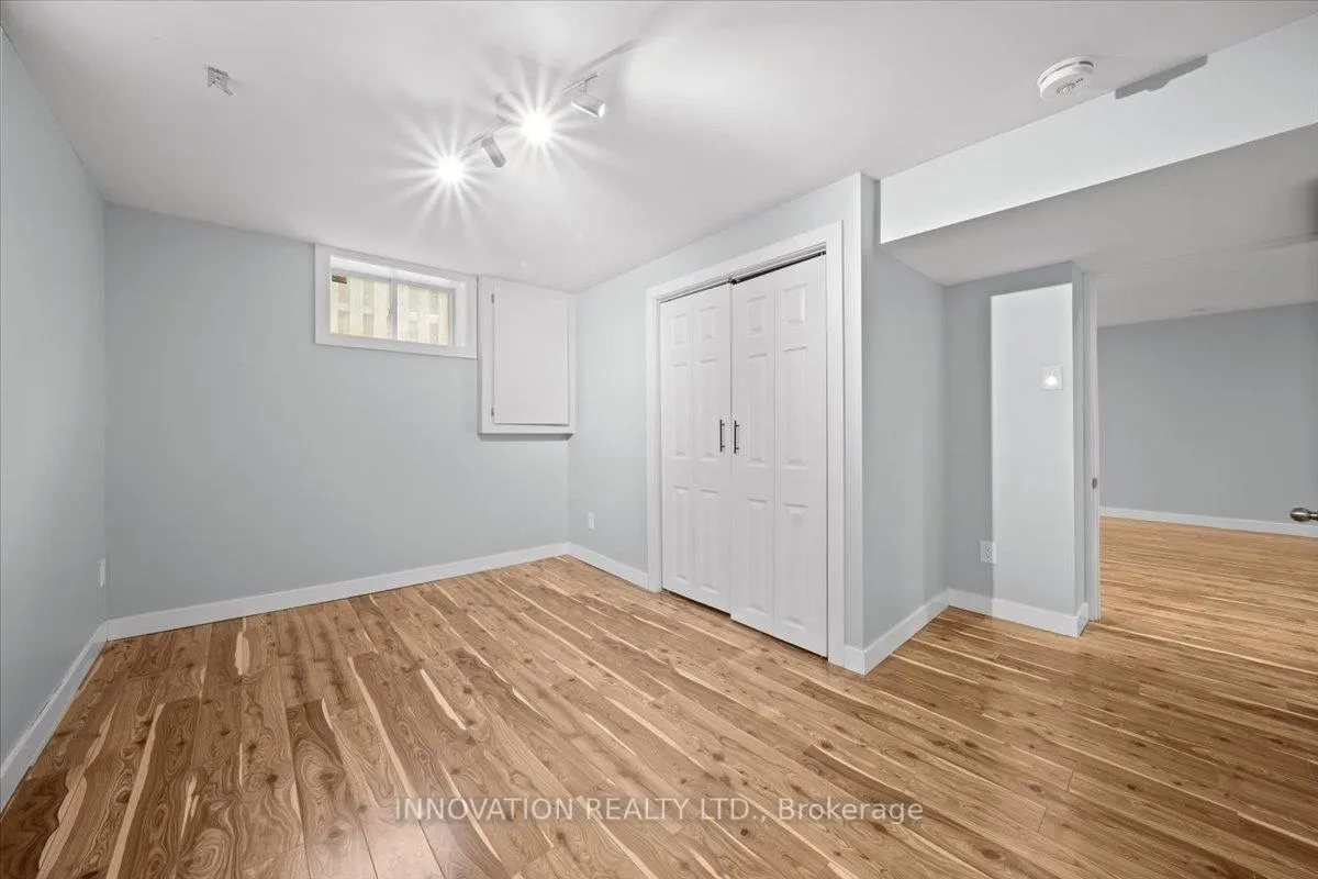 Photo 12 of 925 Elsett Street, Ottawa, Elmvale Acres/Urbandale — HOMEH