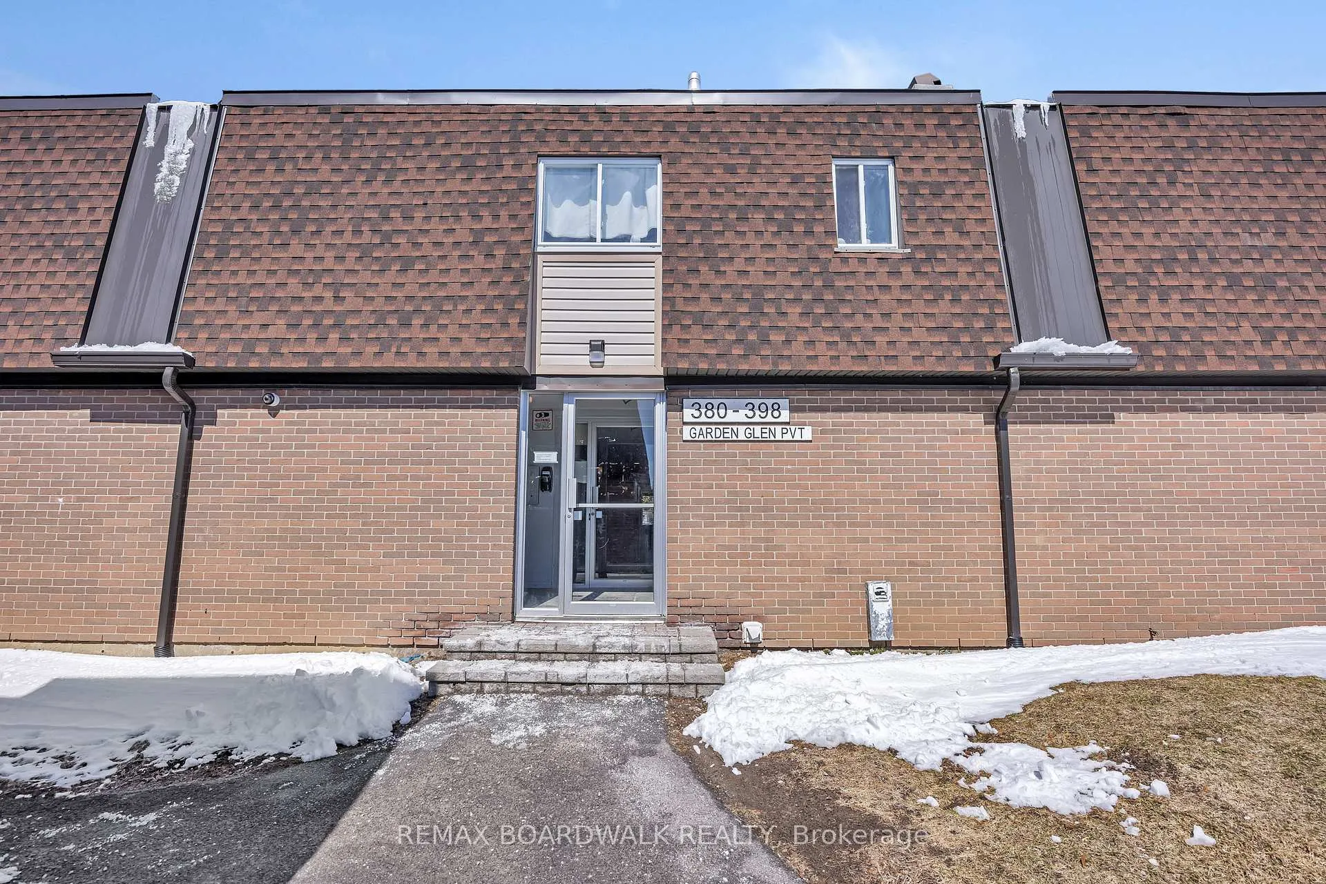Photo 1 of Unit 67, 392 Garden Glen Private, Ottawa, Meadowlands/Crestview — HOMEH