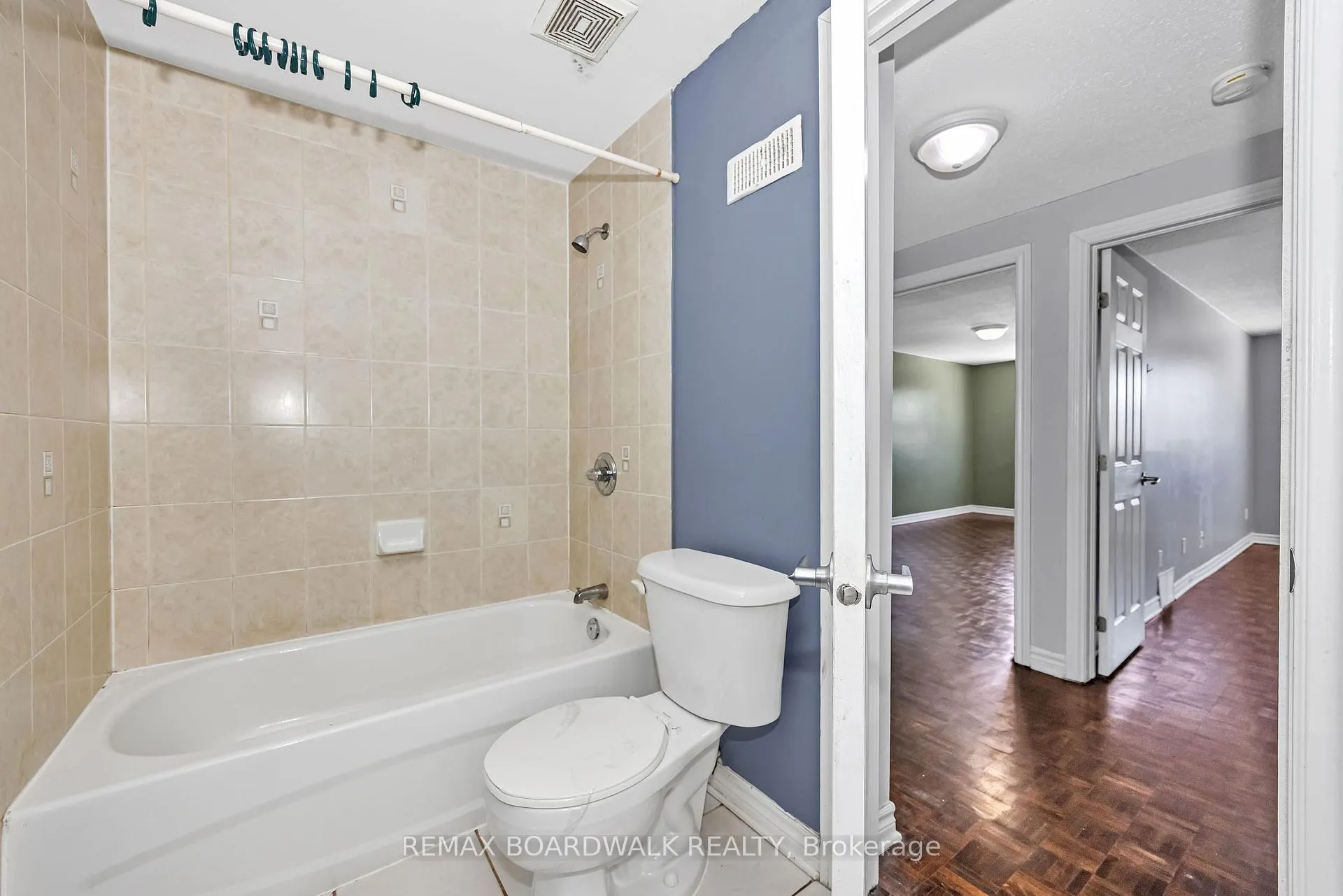 Photo 24 of Unit 67, 392 Garden Glen Private, Ottawa, Meadowlands/Crestview — HOMEH
