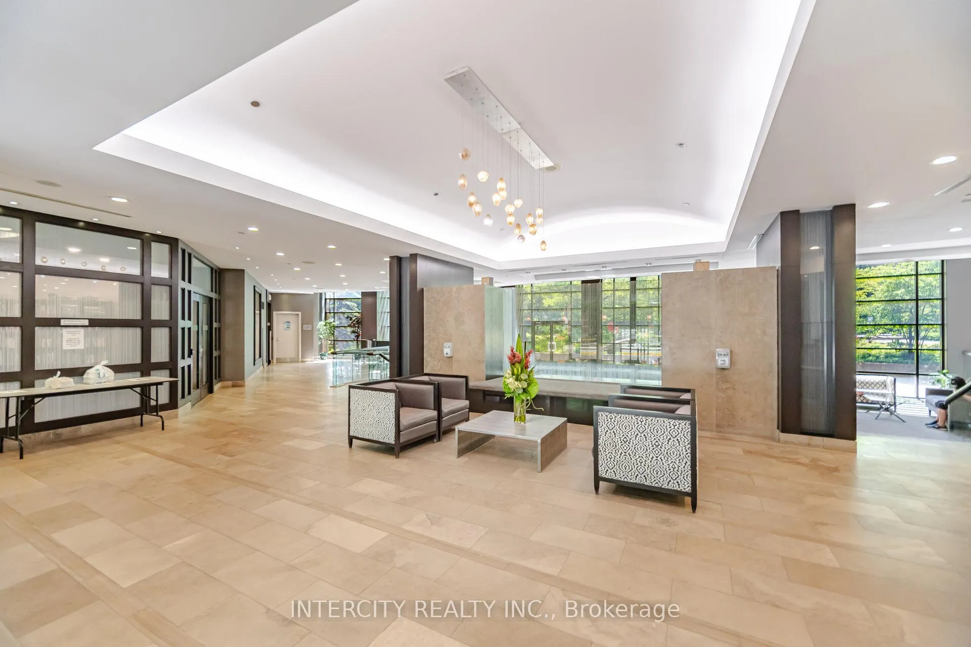 Photo 3 of Unit 3104, 23 Sheppard Avenue E, North York, Willowdale East — HOMEH