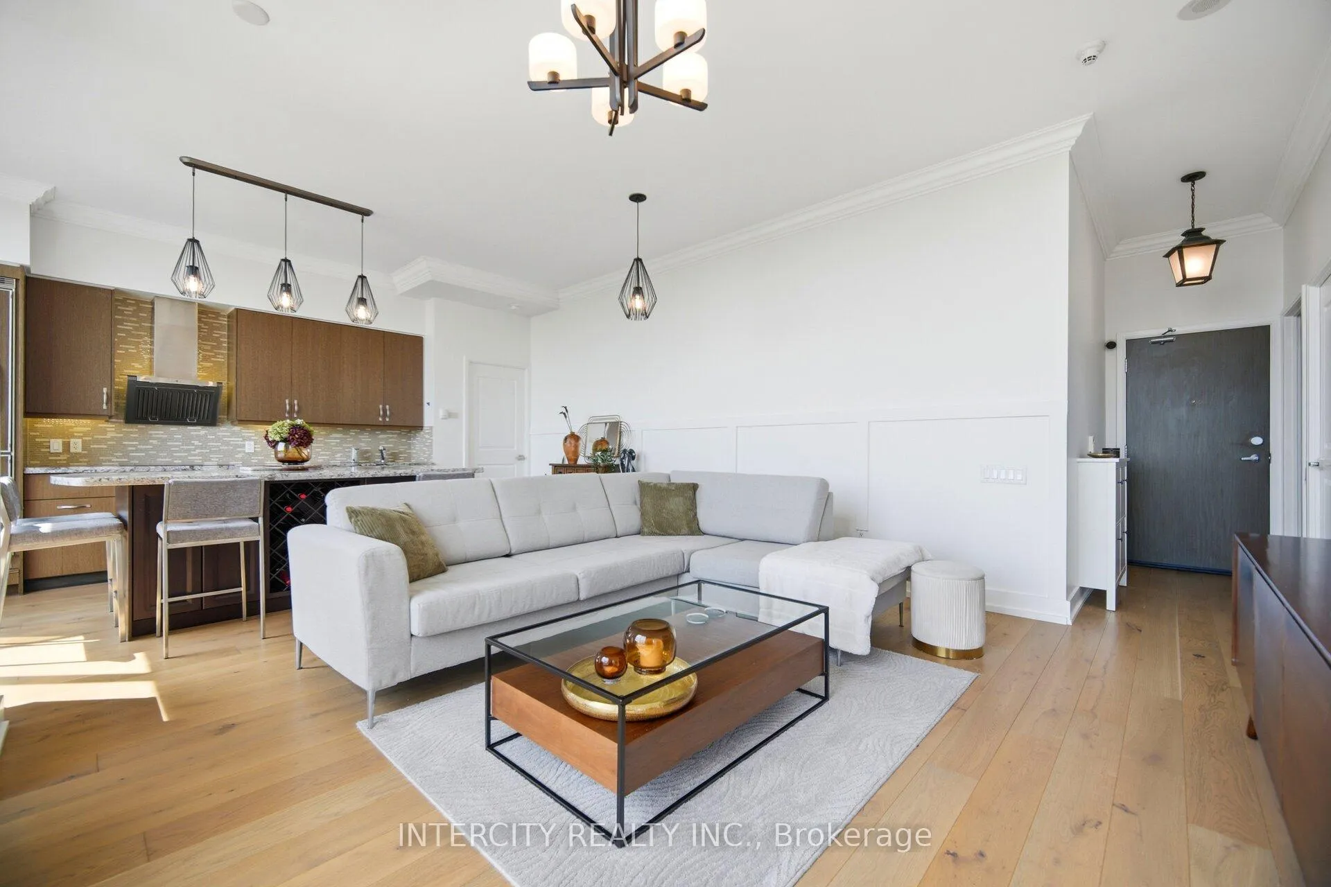 Photo 8 of Unit 3104, 23 Sheppard Avenue E, North York, Willowdale East — HOMEH