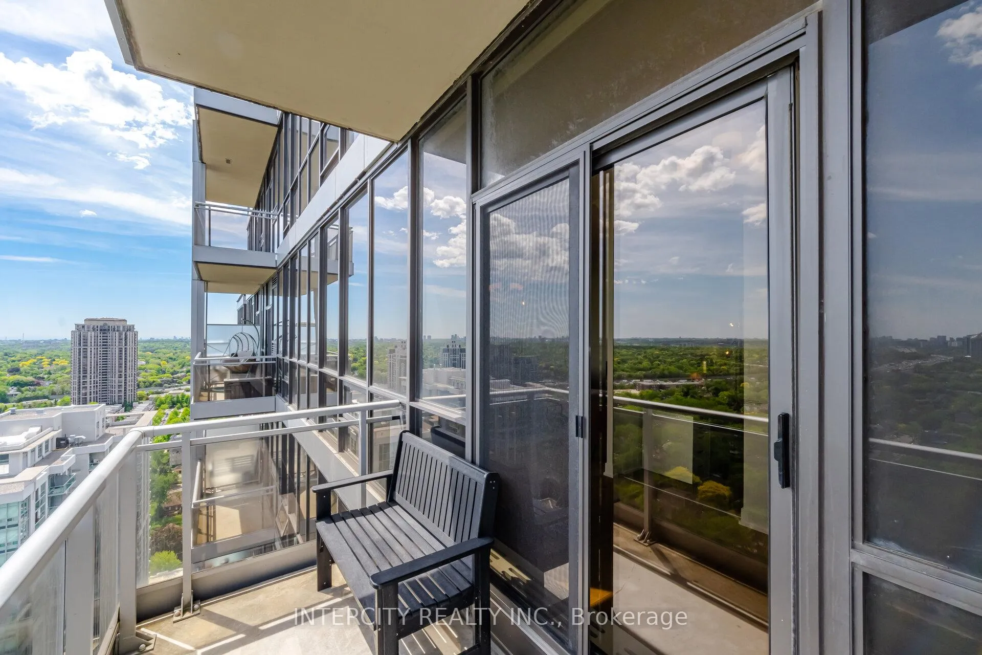 Photo 32 of Unit 3104, 23 Sheppard Avenue E, North York, Willowdale East — HOMEH