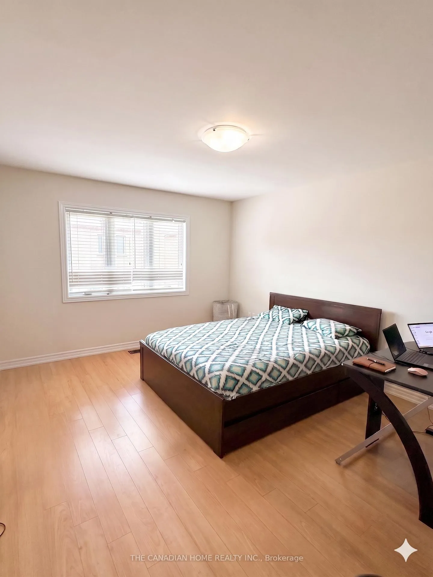 Photo 17 of 41 Crumlin Crescent, Brampton, Credit Valley — HOMEH