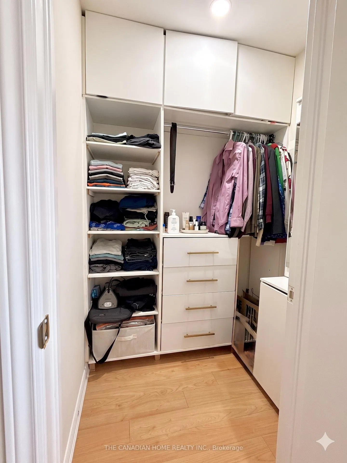 Photo 19 of 41 Crumlin Crescent, Brampton, Credit Valley — HOMEH