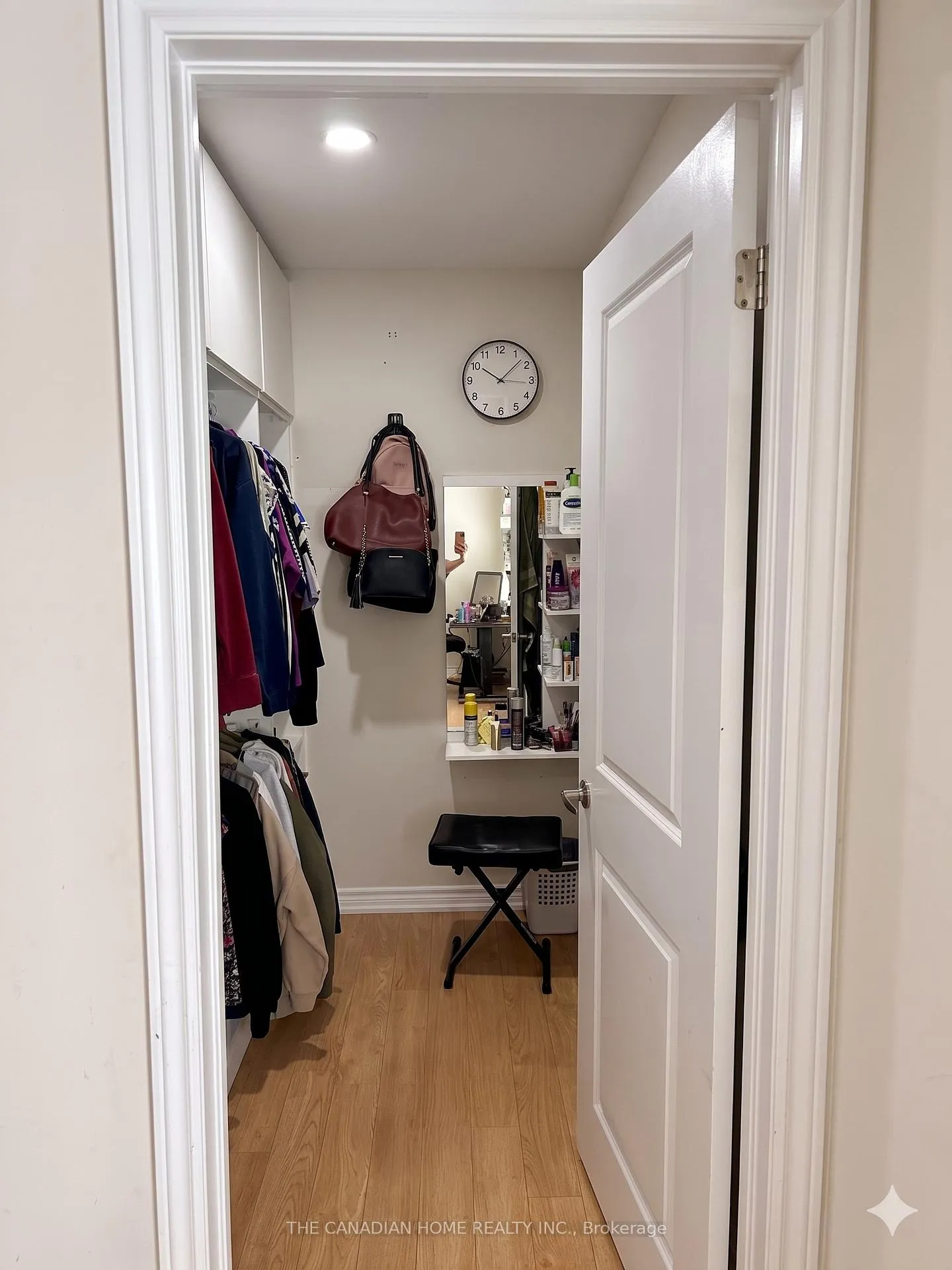 Photo 23 of 41 Crumlin Crescent, Brampton, Credit Valley — HOMEH