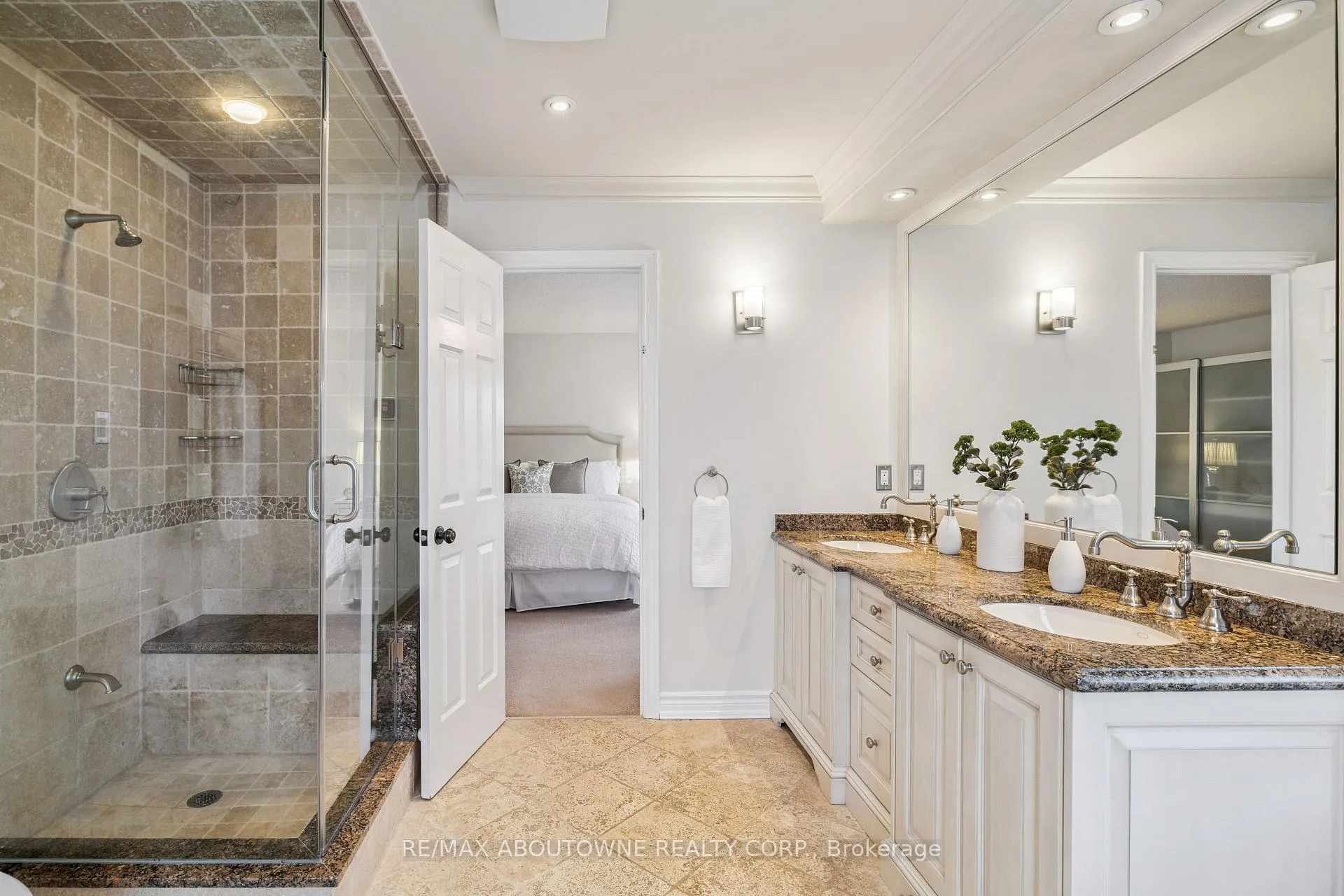 Photo 17 of 1424 The Links Drive, Oakville, Glen Abbey — HOMEH