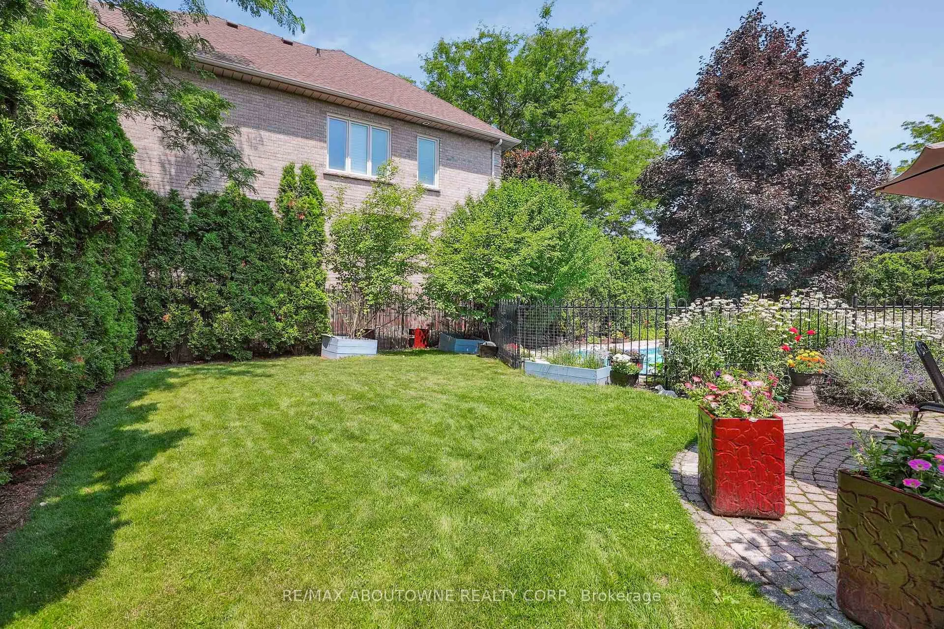 Photo 34 of 1424 The Links Drive, Oakville, Glen Abbey — HOMEH