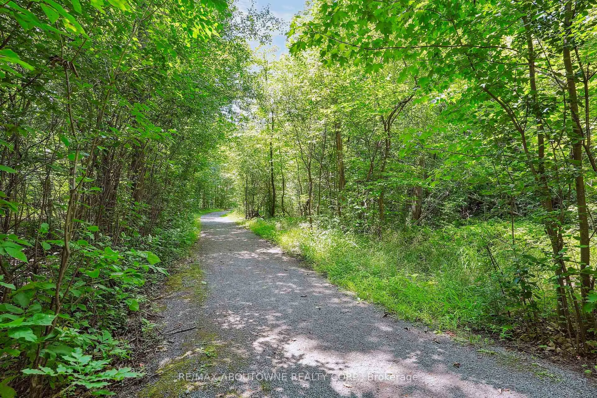 Photo 46 of 1424 The Links Drive, Oakville, Glen Abbey — HOMEH