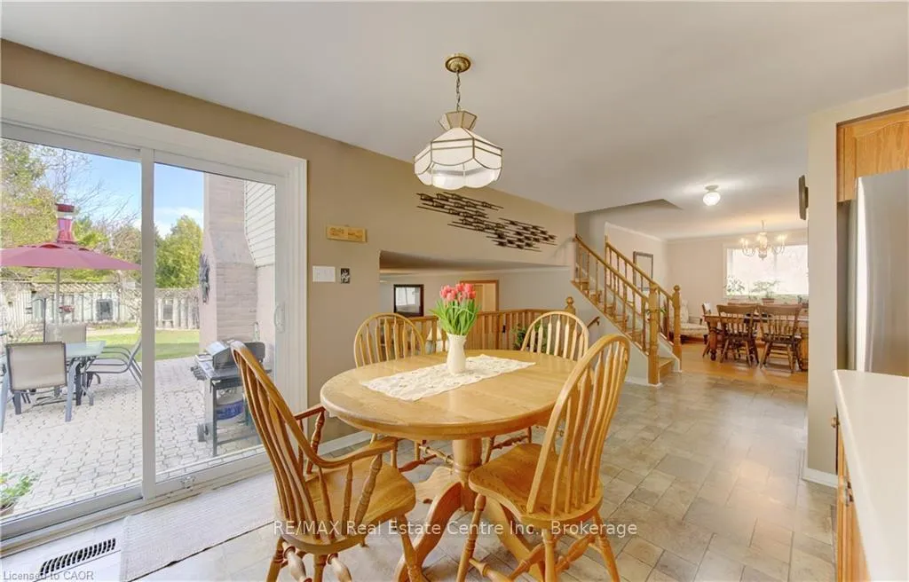 Photo 12 of 7 Kilkerran Crescent, Kitchener — HOMEH