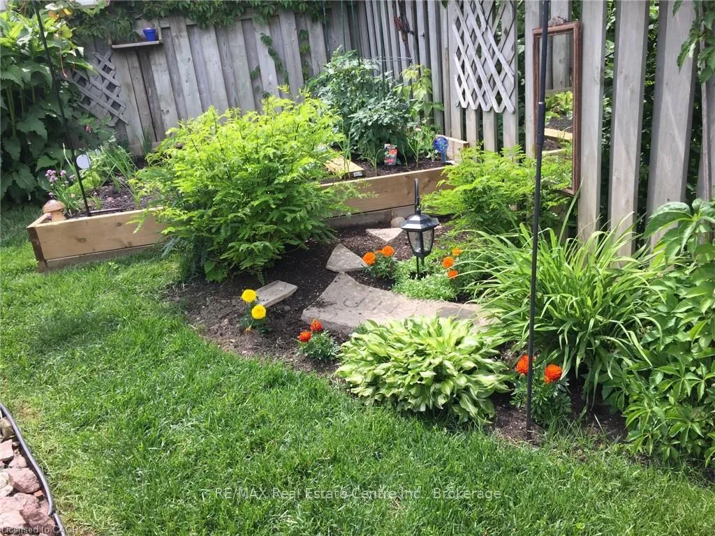 Photo 33 of 7 Kilkerran Crescent, Kitchener — HOMEH